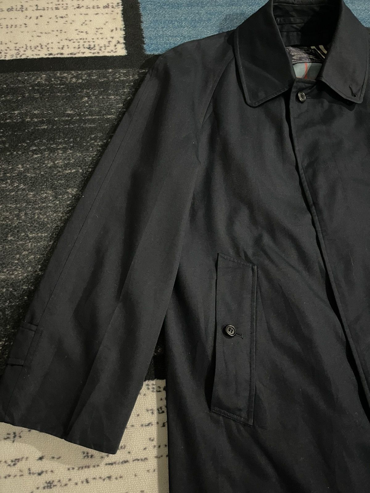 Burberry Vintage Burberrys Trench Coat Made England Size US XL / EU 56 / 4 - 6 Thumbnail