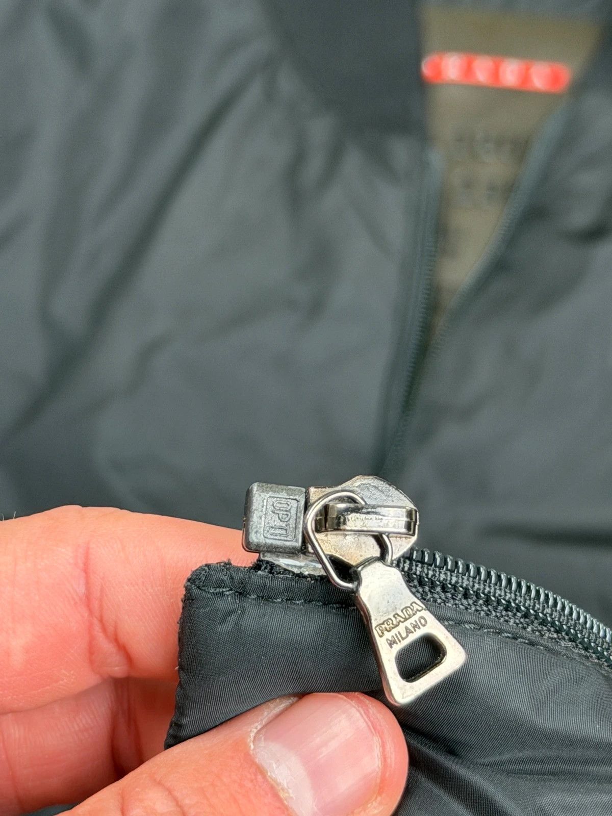 Prada Prada 2000’s red tab 2 in 1 jacket Size US S / EU 44-46 / 1 - 13 Thumbnail