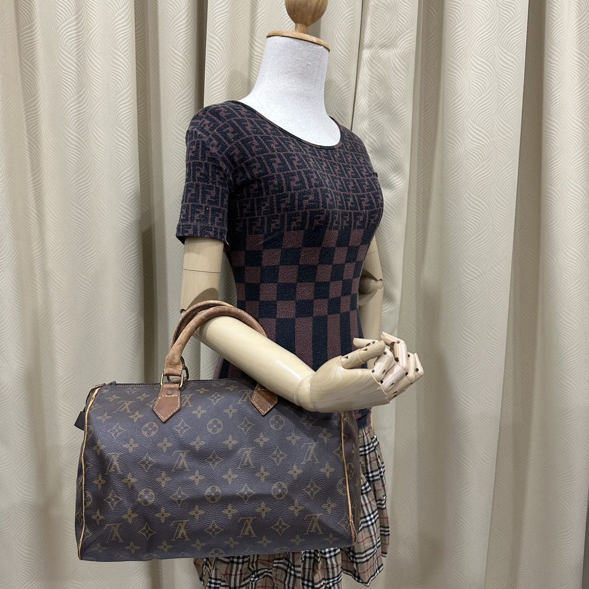 Louis Vuitton ‼️LASTDROP‼️ VINTAGE LOUIS VUITTON MONOGRAM SPEEDY 30 BAG Size ONE SIZE - 1 Thumbnail