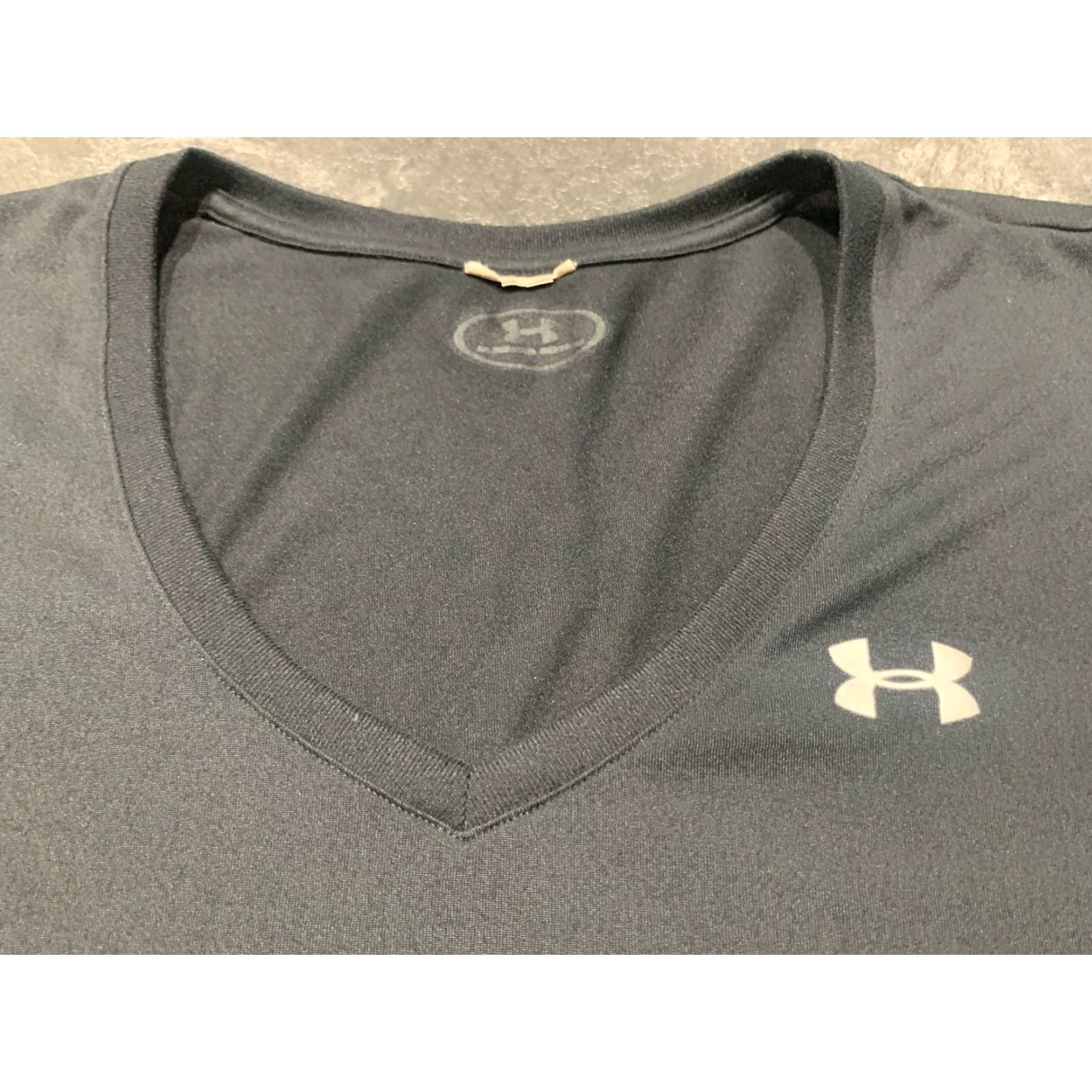 Under Armour Under Armour Womens Long Sleeve Pullover T-Shirt Black XL Compression Fit Size XL / US 12-14 / IT 48-50 - 2 Thumbnail