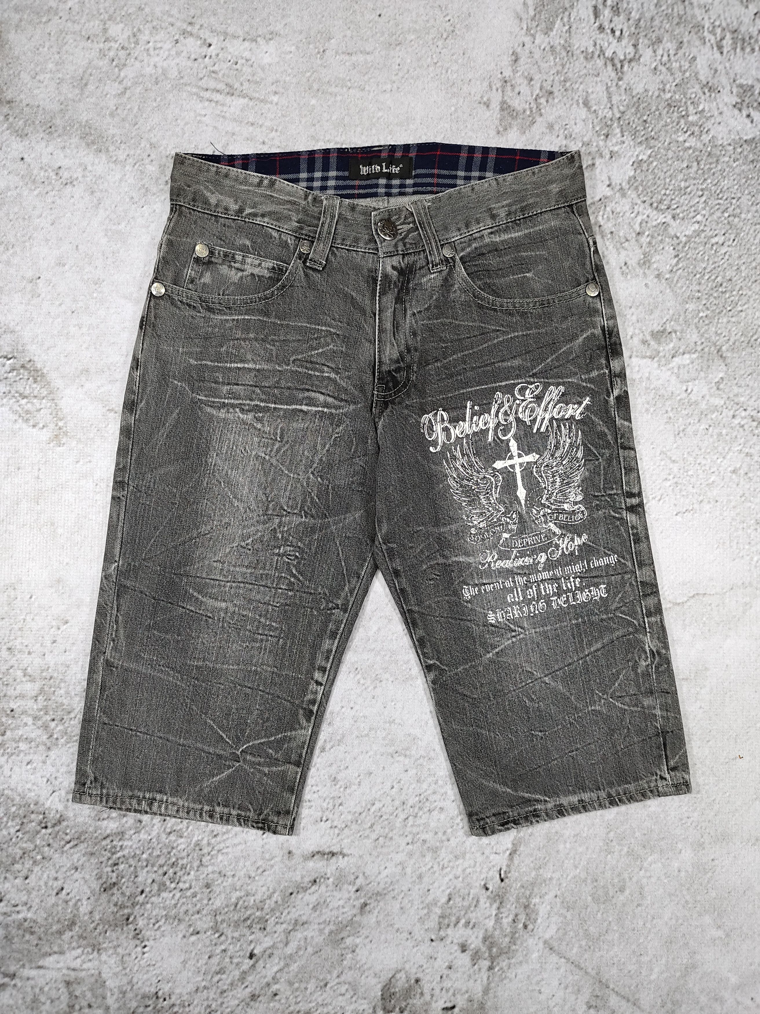 Le Grande Bleu (L.G.B.) 00s Wild Life🇯🇵 Y2K Gothic Wing Cross Graphic Washed Denim Size US 30 / EU 46 - 1 Thumbnail