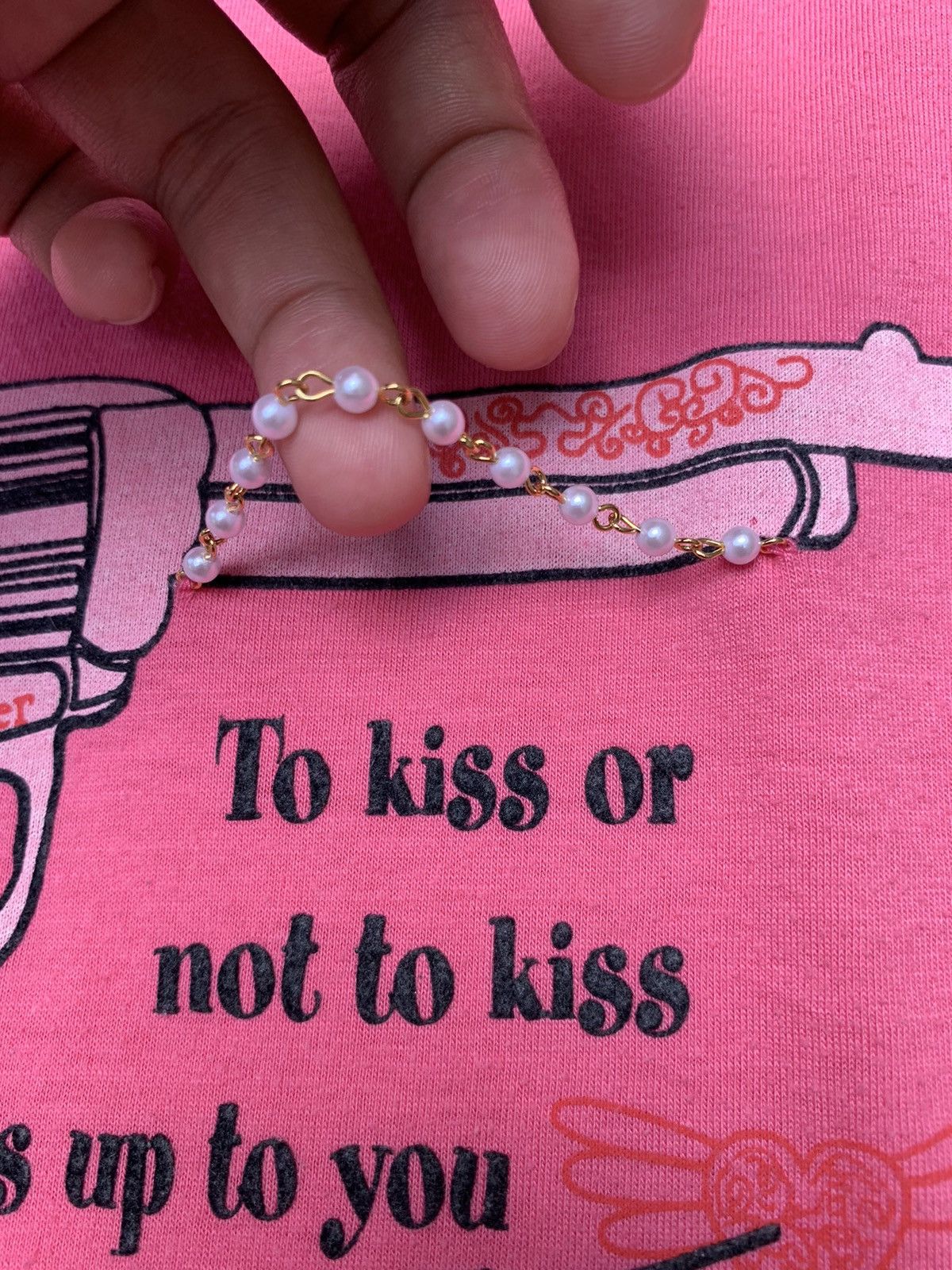 Japanese Brand Vintage Chesty Killer Japan Girl Gun Top Tee Pink Size S / US 4 / IT 40 - 3 Thumbnail