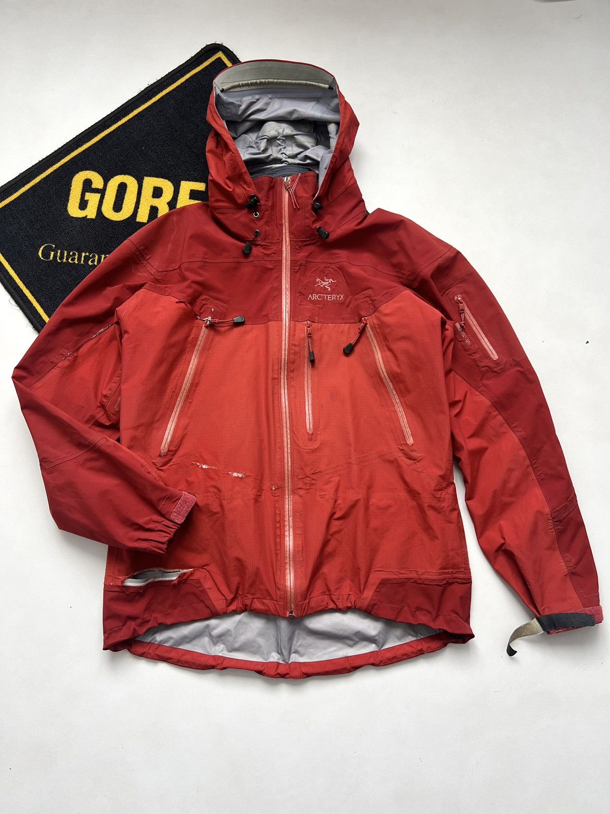 Arc'teryx 🔥Vintage 2004 Arcteryx Theta SV Sangria Red Gore-Tex Jacket Size US XL / EU 56 / 4 - 3 Thumbnail