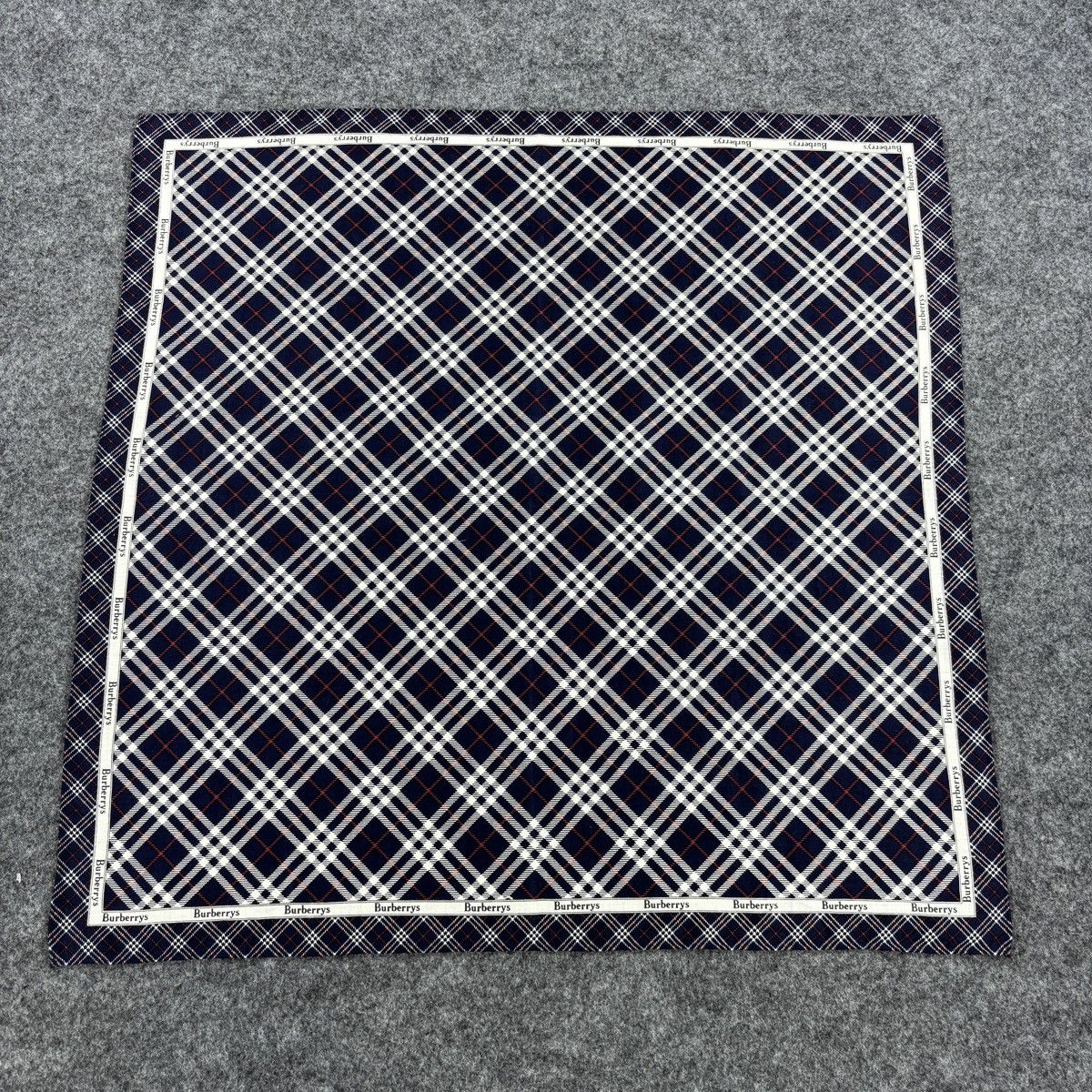 Burberry × Vintage Handkerchief # E029 # Bandana # Neckerchief Size ONE SIZE - 1 Thumbnail