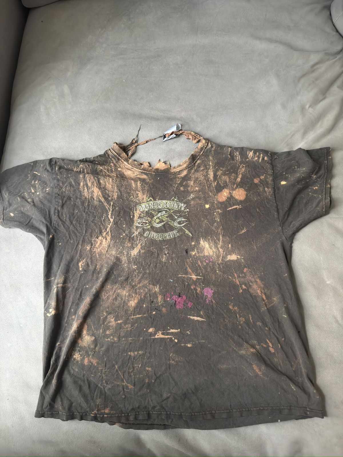 Vintage Vintage Distressed Graphic Tee Size US XL / EU 56 / 4 - 2 Thumbnail