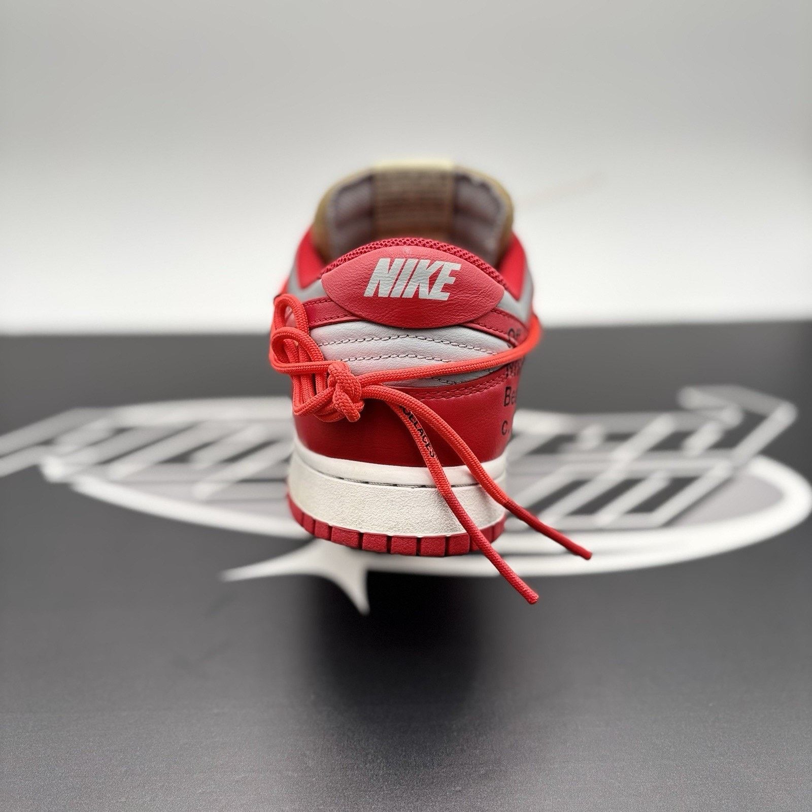 Nike × Off-White Nike Dunk Low x OFF-WHITE 2019 ' University Red ' | CLEAN! Size US 9.5 / EU 42-43 - 13 Thumbnail