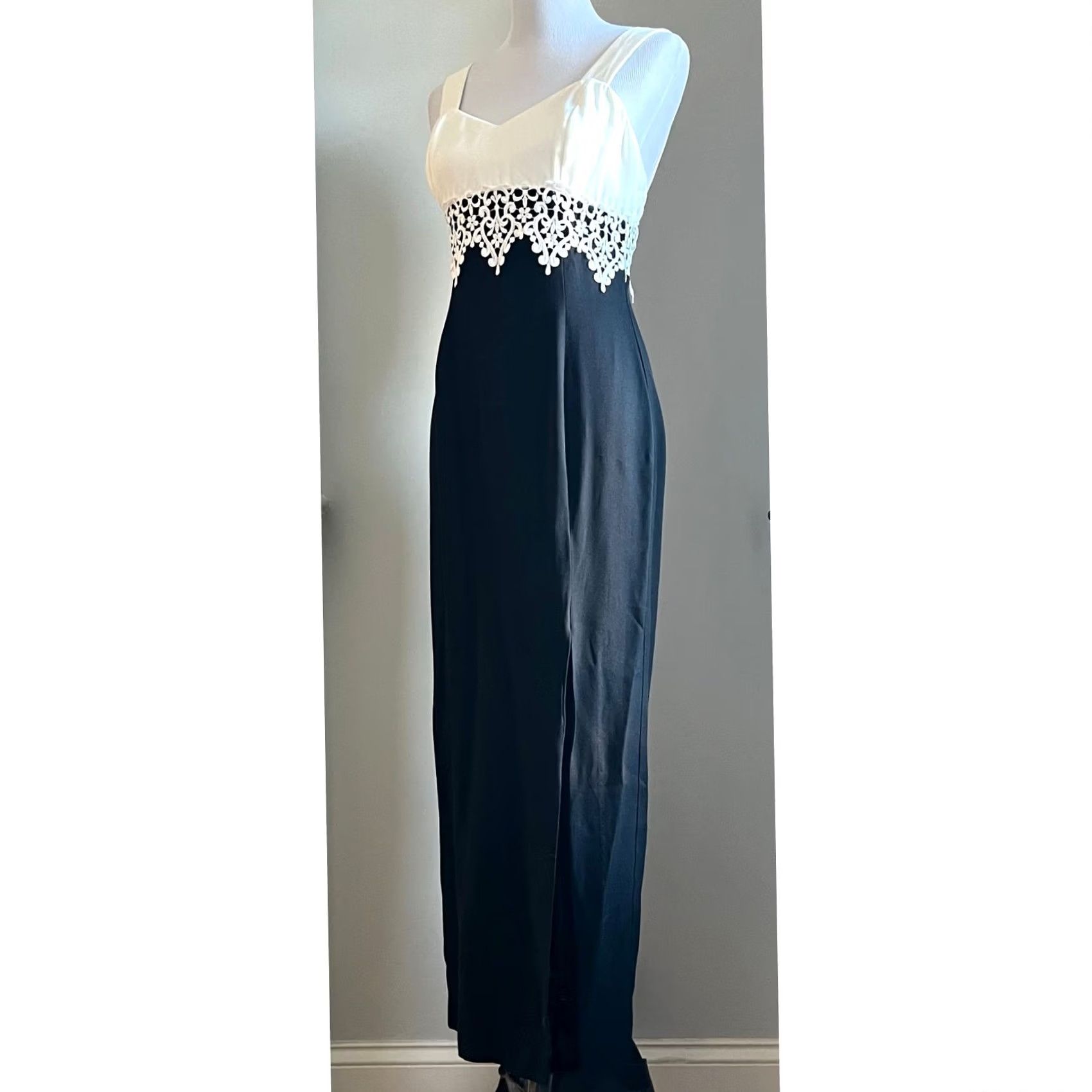 Jessica McClintock VINTAGE Jessica McClintock Gunne Sax Dress Formal 90s Black Ivory Lace Size 9/10 Adults Womens Eve/Evening Ball Gown Size M / US 6-8 / IT 42-44 - 3 Thumbnail