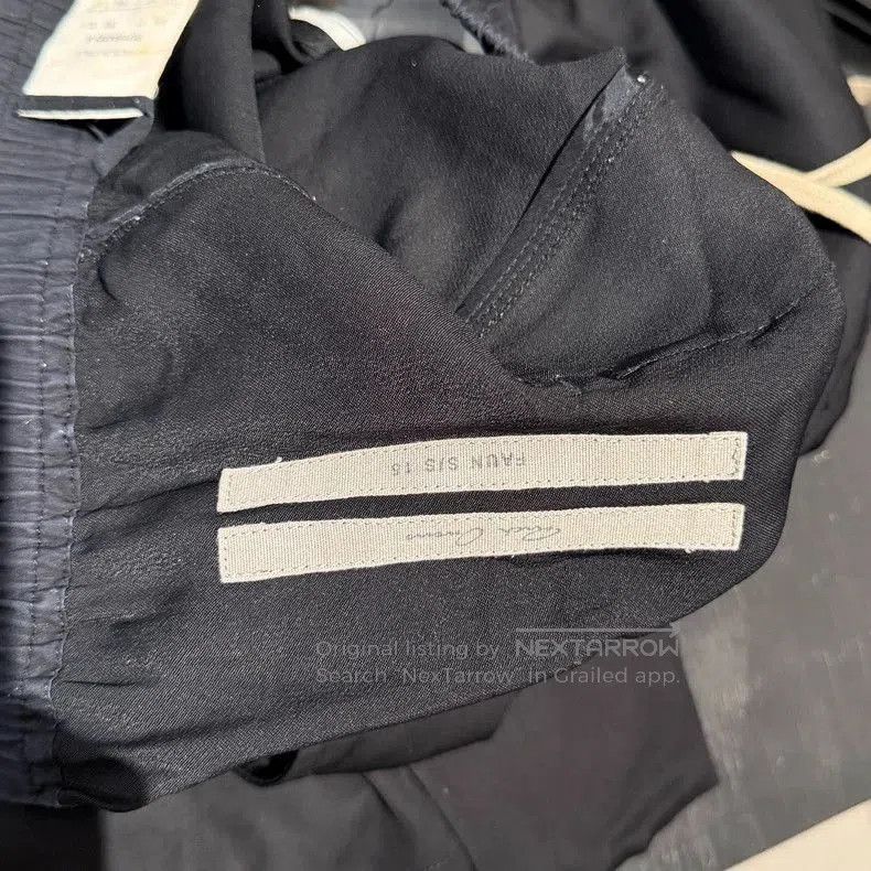 Rick Owens Rick Owens Silk Drawstring Shorts. Size US 37 - 6 Thumbnail