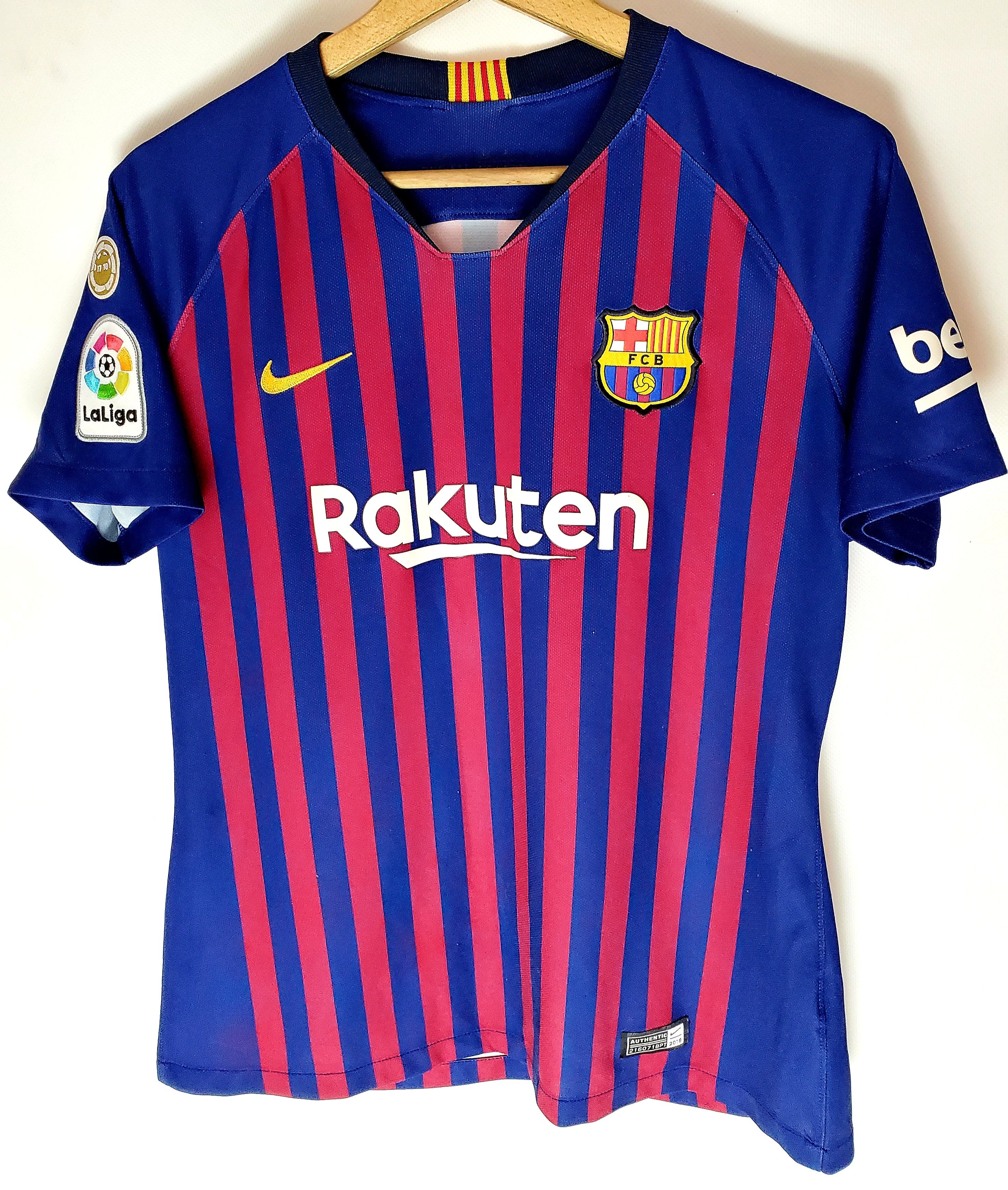 Nike NWT NIKE FC Barcelona 2018 soccer Jersey Women’s size L Size L / US 10 / IT 46 - 1 Thumbnail