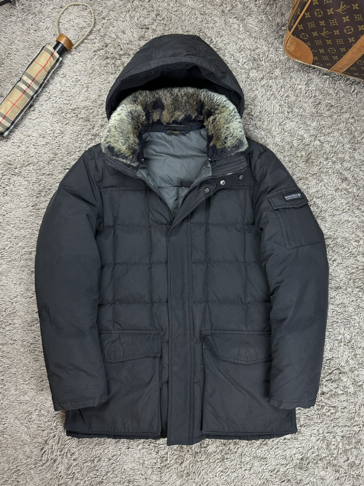 Woolrich Woolen Mills Winter puffer jacket Woolrich original streetwear item Size US L / EU 52-54 / 3 - 1 Thumbnail