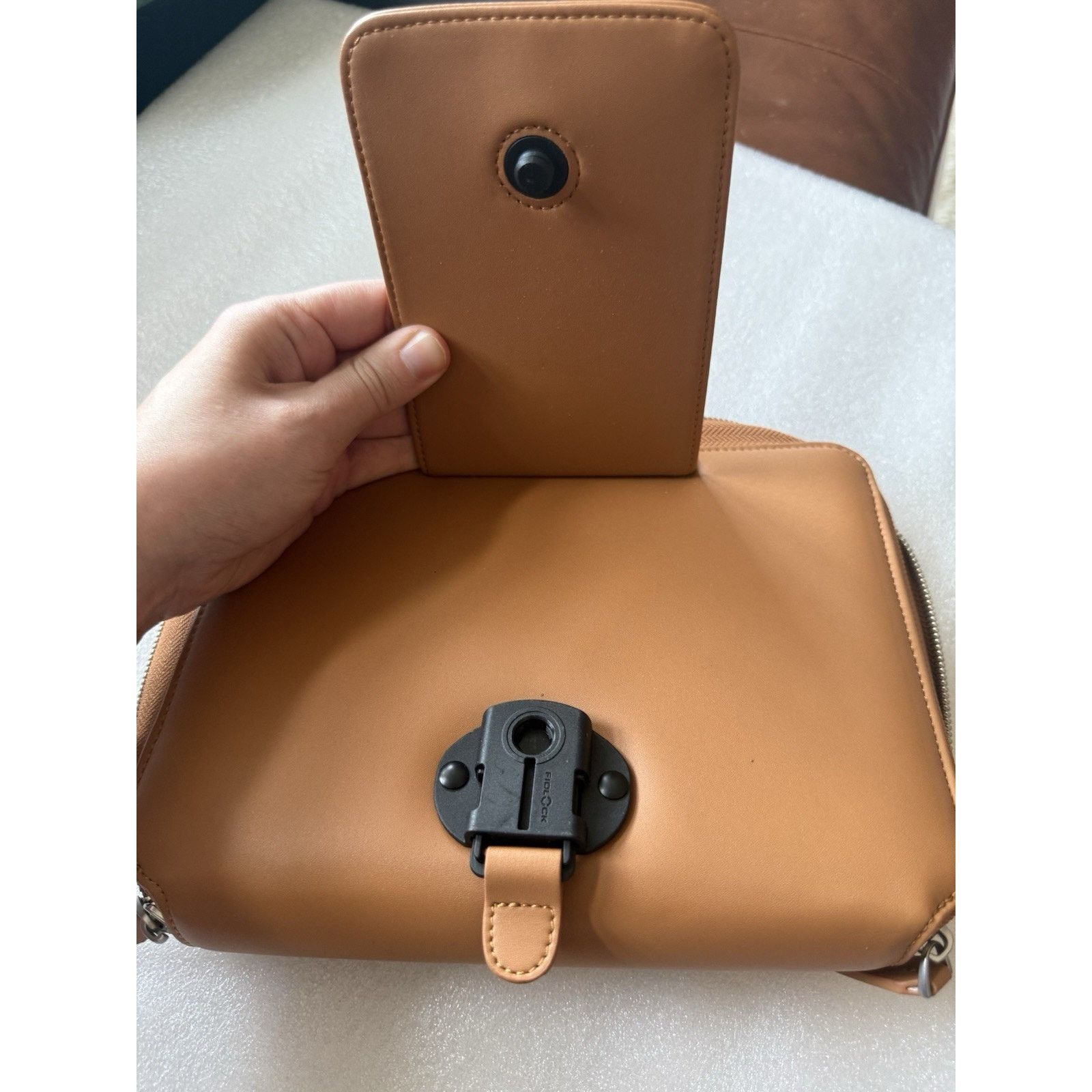 Other Monos Vegan Leather Tech Folio Travel Kit Snap Fidlock Tan Size ONE SIZE - 3 Thumbnail