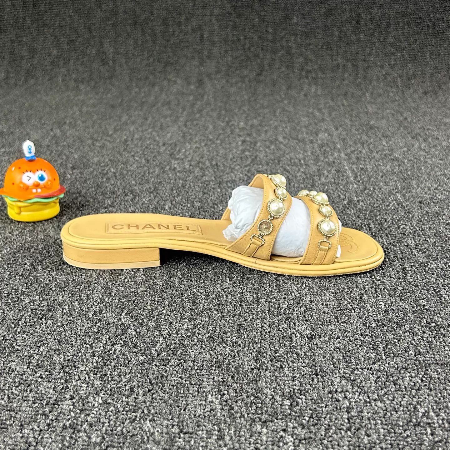 Chanel Chanel Beige Pearl Sandals 37 Size US 6.5 / IT 36.5 - 2 Thumbnail