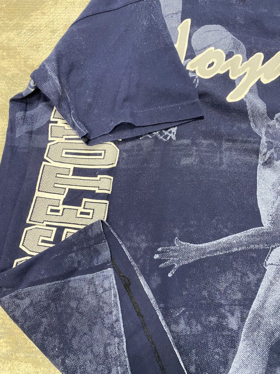 NCAA × Vintage Vintage 90s Georgetown Hoyas Basketball AOP T-Shirt Size US XL / EU 56 / 4 - 5 Thumbnail