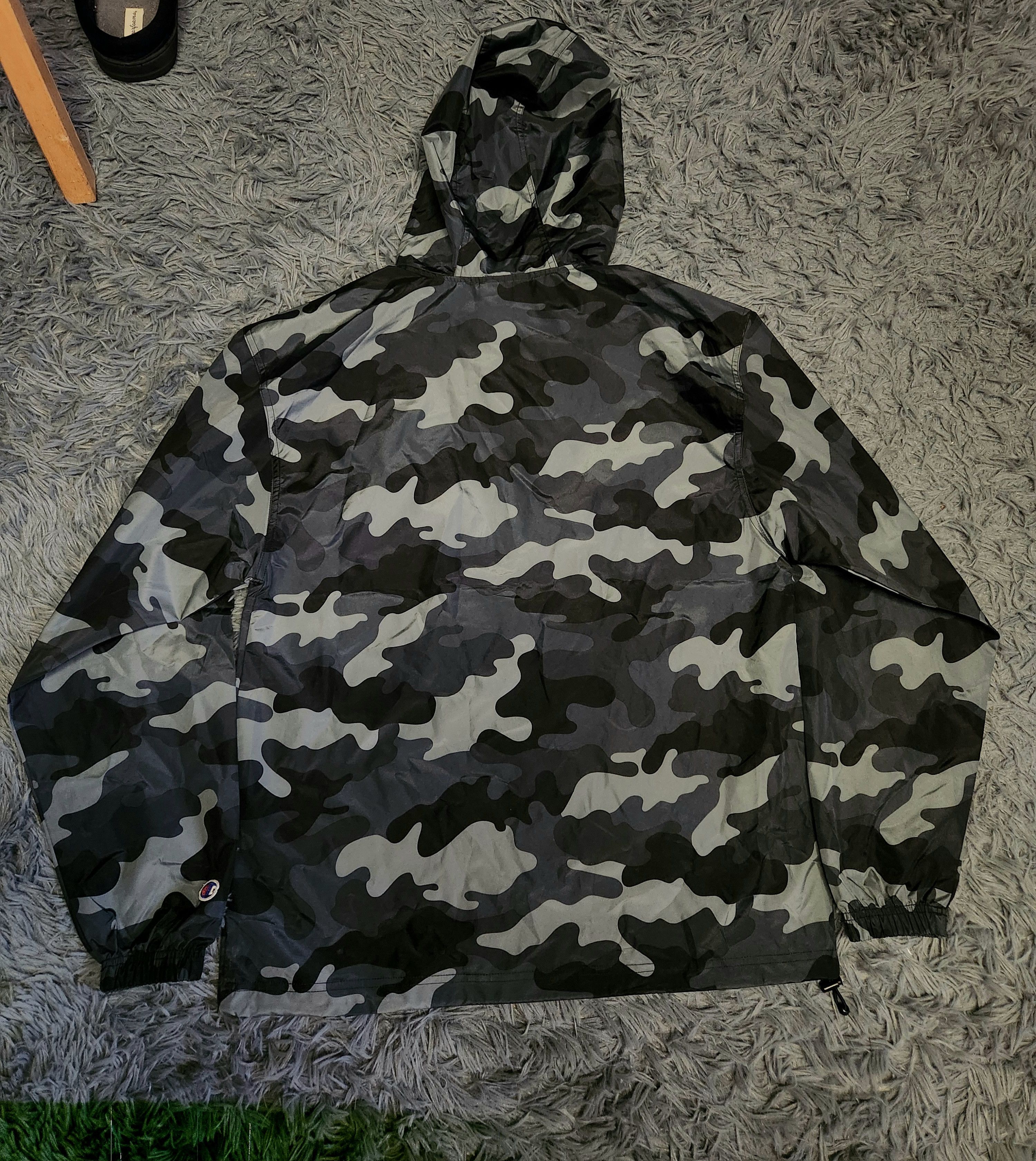Champion Camo raincoat Size US S / EU 44-46 / 1 - 2 Thumbnail