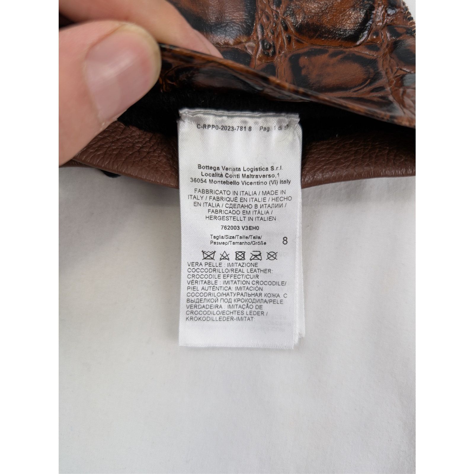 Bottega Veneta o1rshd1 Q:3 / Size: 8 / Embossed Croc Leather Gloves Barrel Size ONE SIZE - 11 Thumbnail