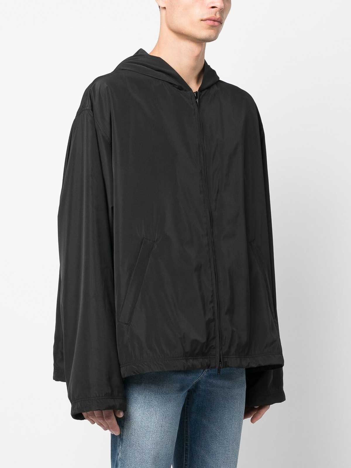 Balenciaga o1s1rm0225 Hooded Windbreaker Jacket in Black Size US M / EU 48-50 / 2 - 6 Thumbnail