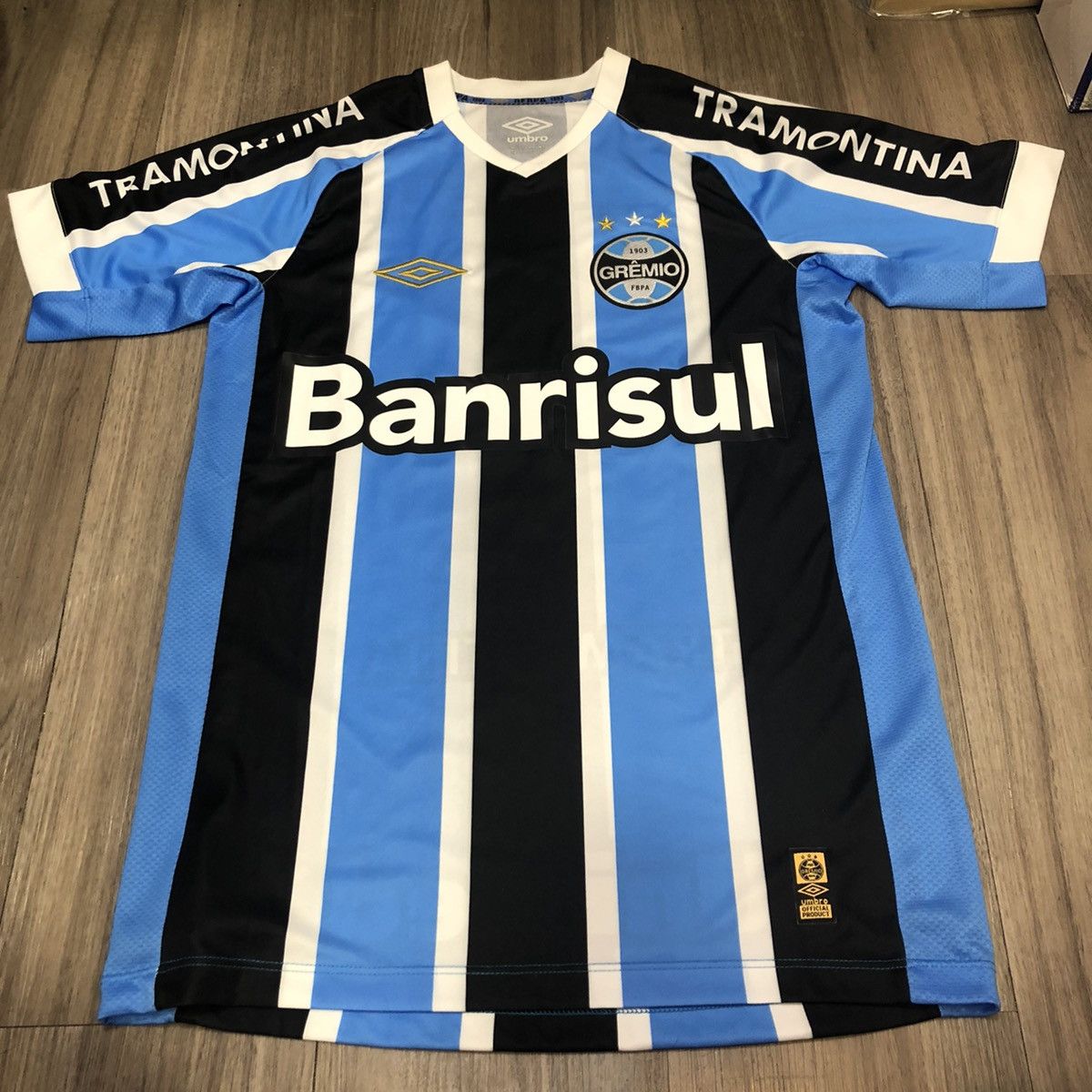 Umbro Gremio umbro home shirt #10 Size US S / EU 44-46 / 1 - 1 Thumbnail