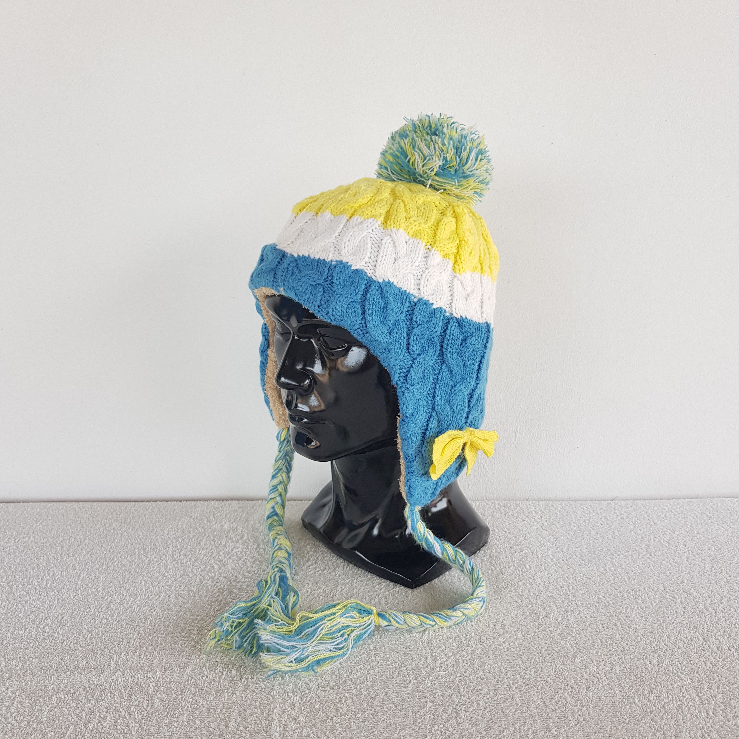 Other Vintage Japanese Earflap Beanie Fair Isle Knit Snow Caps Hat Size ONE SIZE - 1 Thumbnail