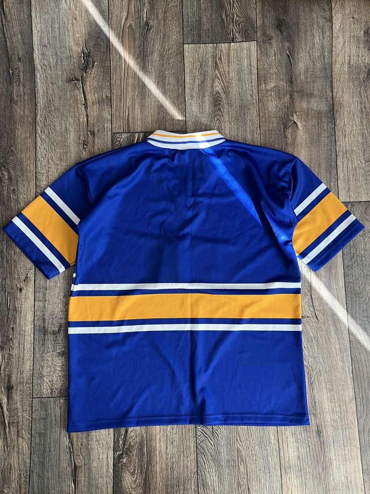 Asics Vintage Leeds Rhinos Asics 1996 Rugby League Jersey Size US L / EU 52-54 / 3 - 9 Thumbnail