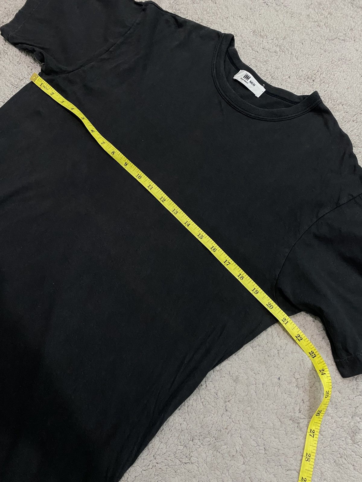 Issey Miyake Issey Miyake Black Plain Tee Shirt Single Stich Vintage 90s Size US L / EU 52-54 / 3 - 8 Thumbnail