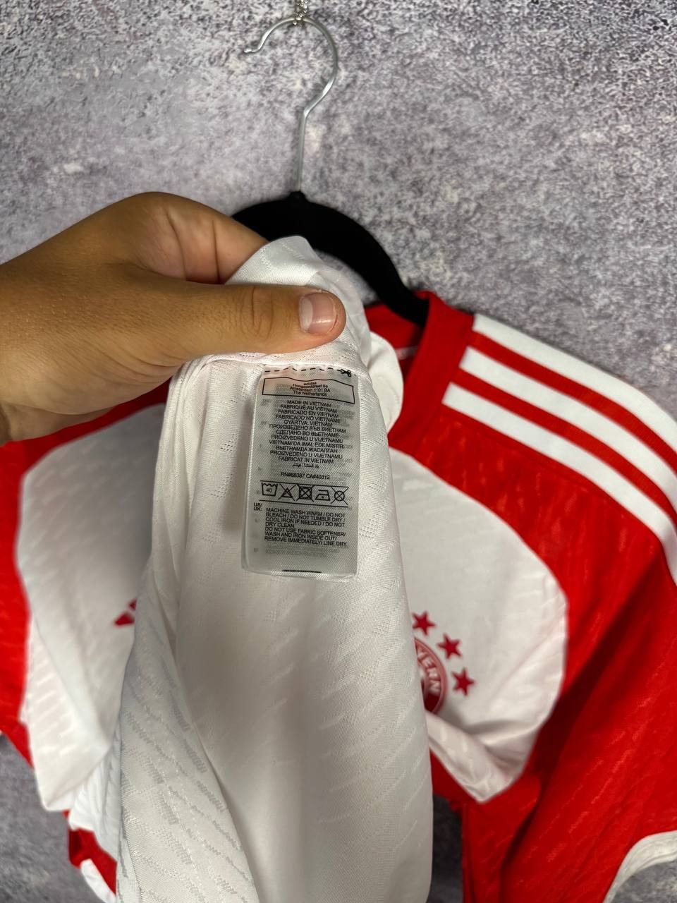 Vintage Bayern Munich 2023/24 Fan Soccer Jersey Streetwear 2XL Size US XXL / EU 58 / 5 - 11 Thumbnail