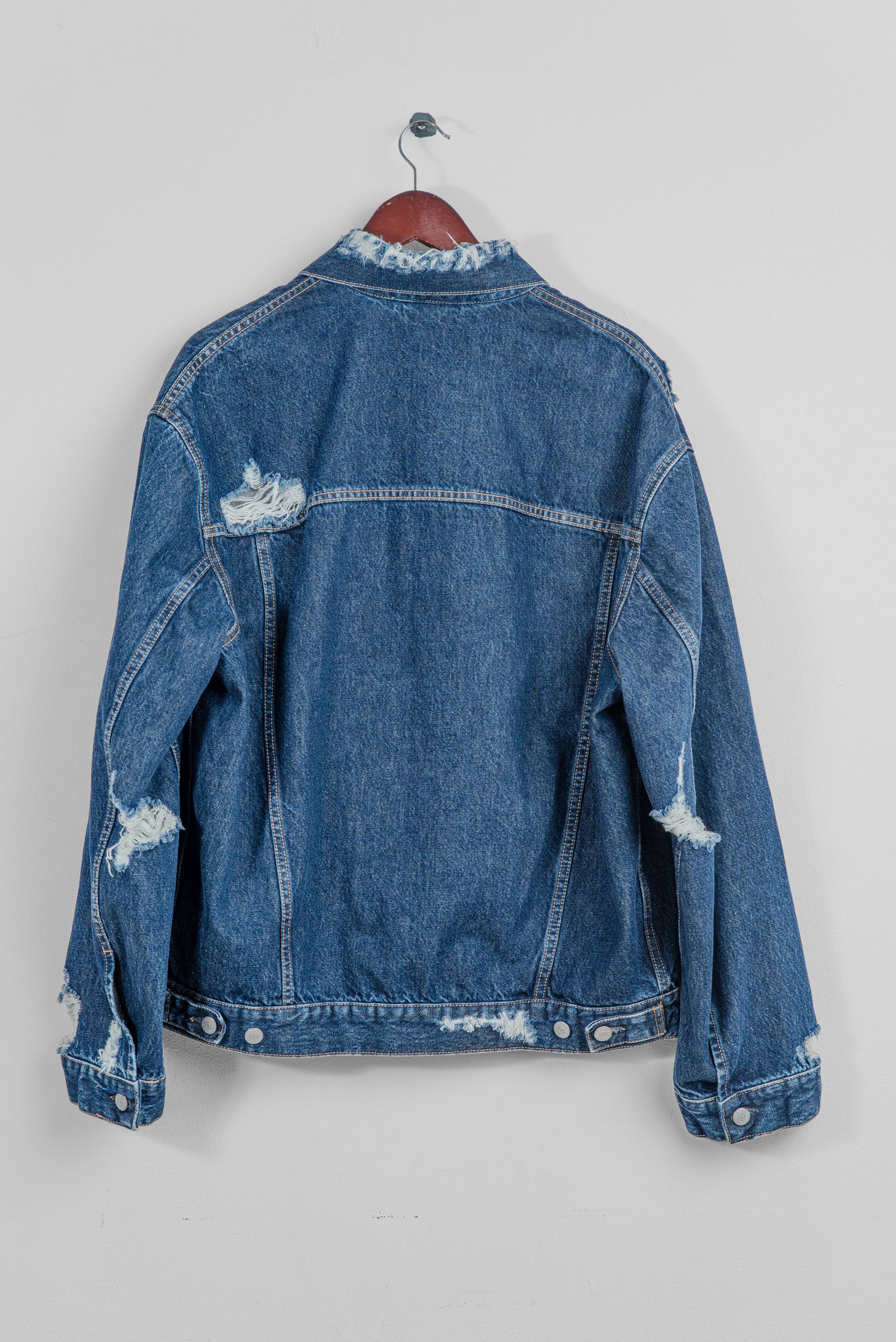 Acne Studios Acne Studios Distressed Denim Jacket Size S / US 4 / IT 40 - 4 Thumbnail