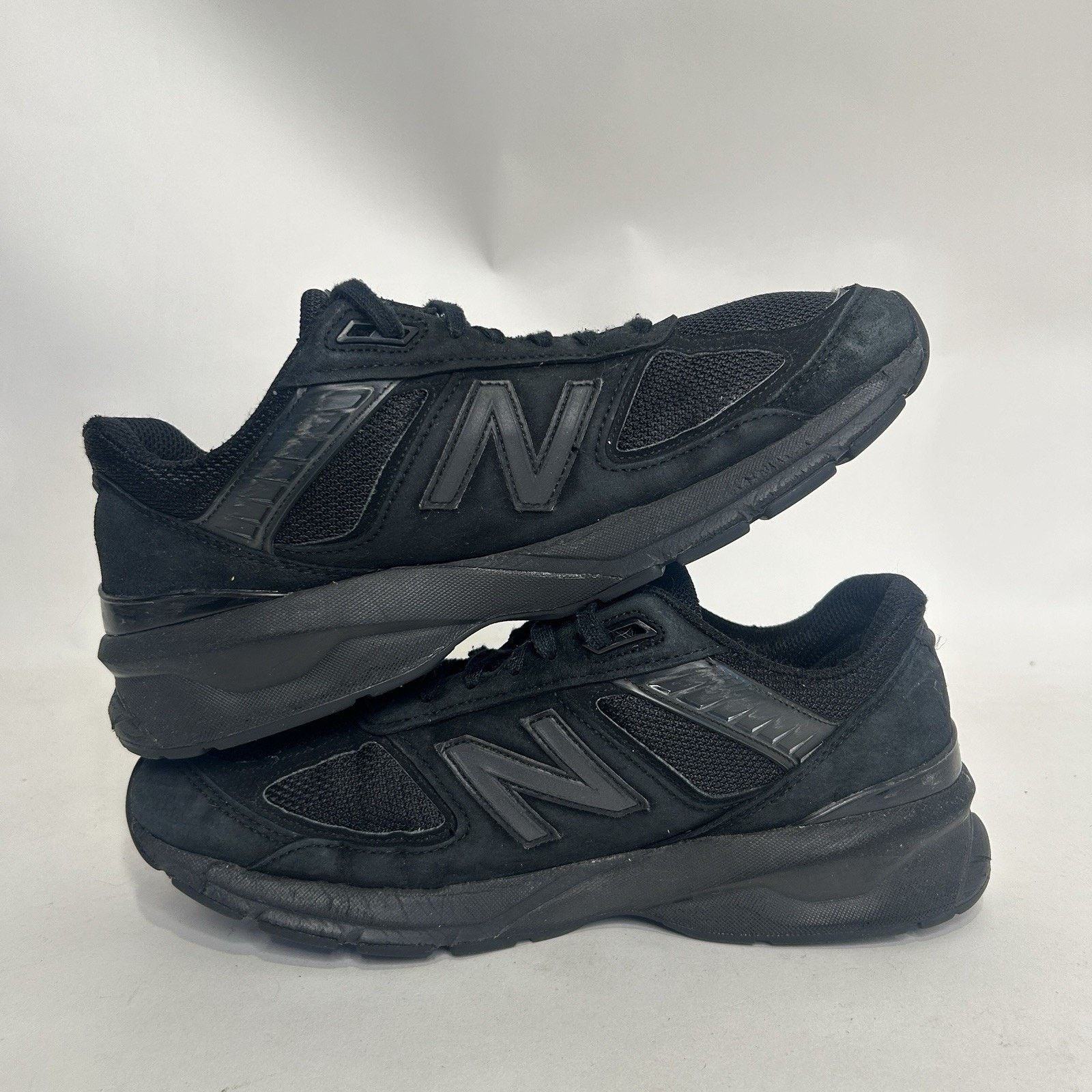 New Balance New Balance 990v5 “Triple Black” Running Sneaker M990BB5 Size US 10 / EU 43 - 3 Thumbnail
