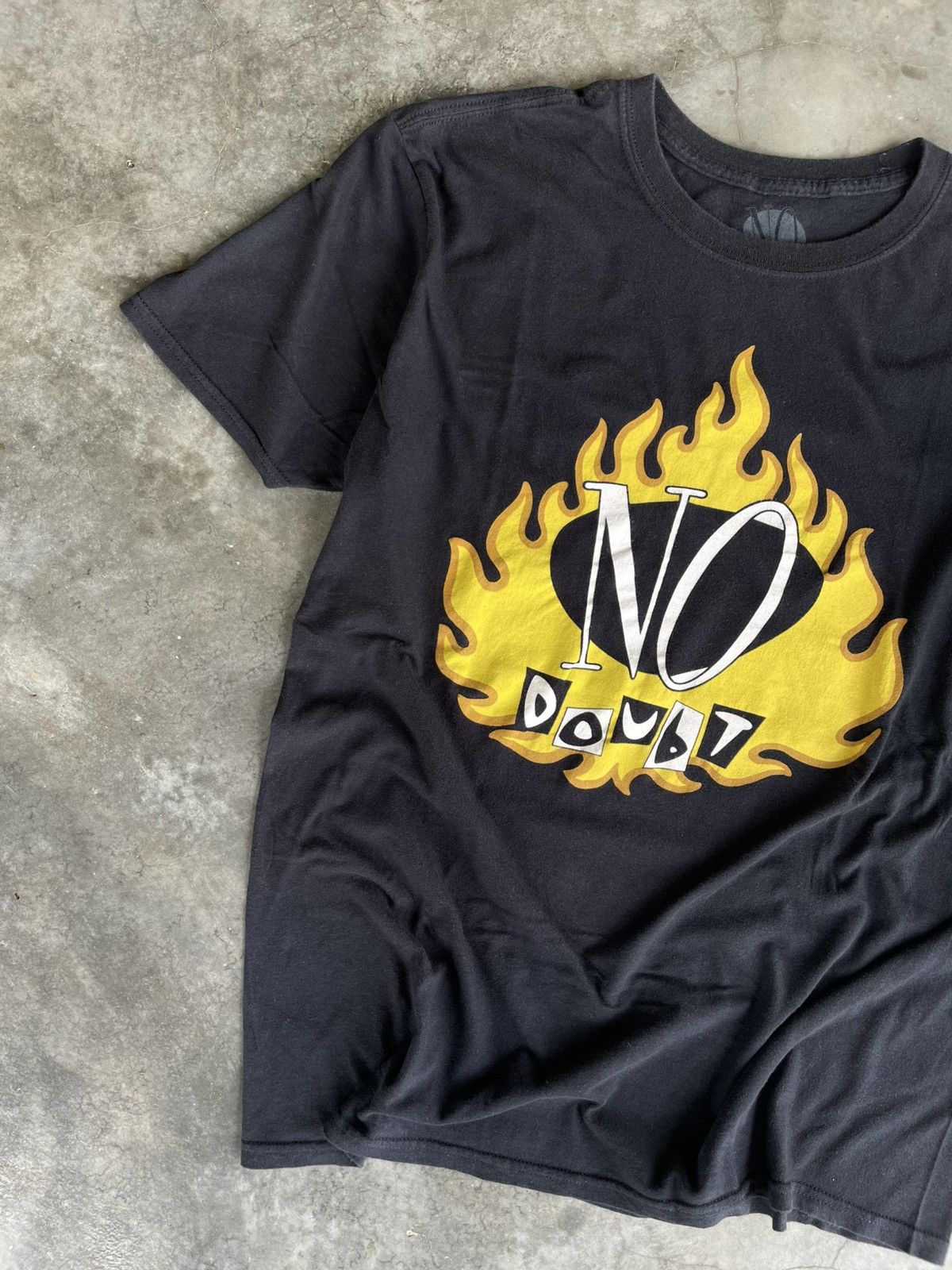 Band Tees No Doubt Official Merch 2017 Size US L / EU 52-54 / 3 - 2 Thumbnail