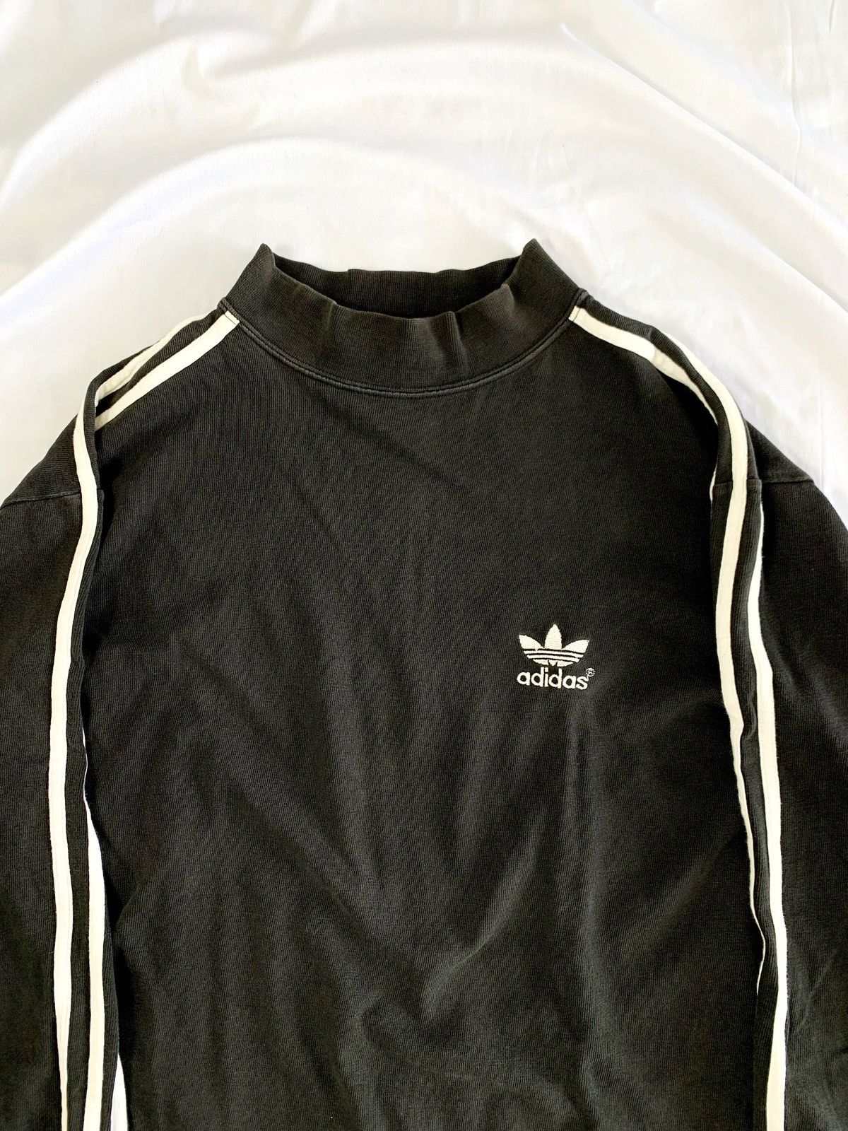 Adidas Vintage 90s adidas turtle neck longsleeve Size US M / EU 48-50 / 2 - 4 Thumbnail
