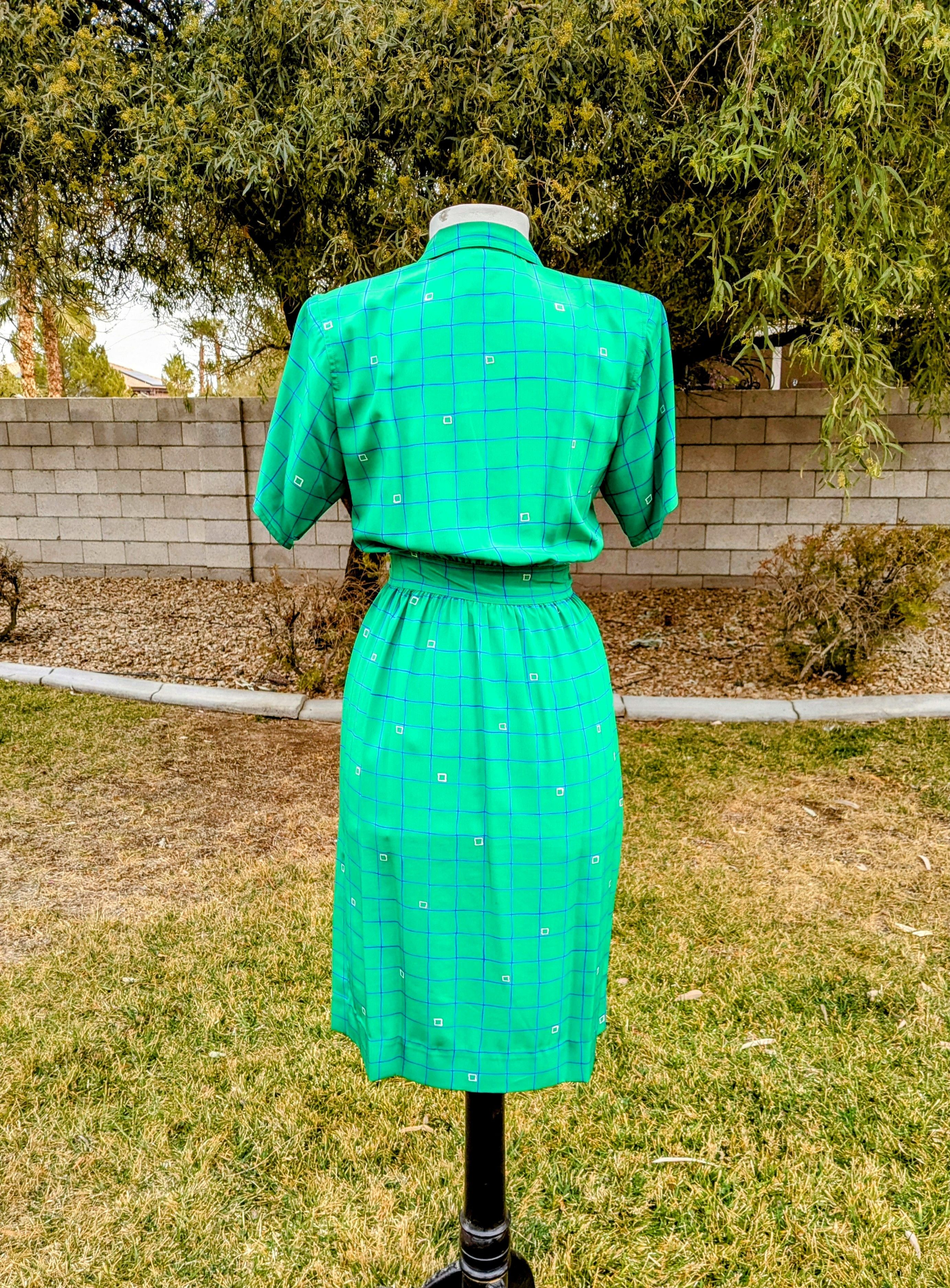 Vintage VTG Petites for Maggy 1980s Squares Graphic Midi Shirt Dress Size S / US 4 / IT 40 - 4 Thumbnail