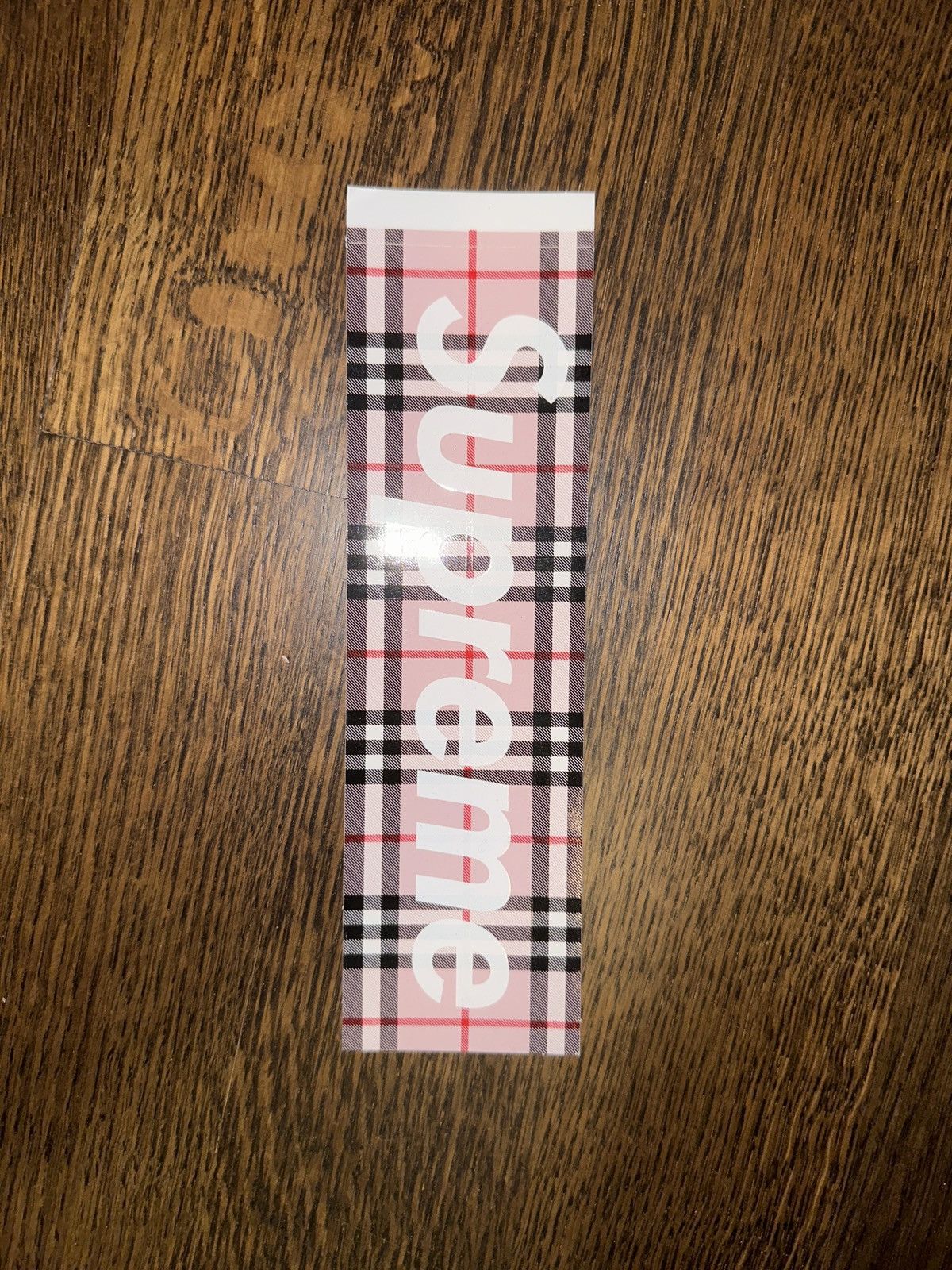 Burberry × Supreme Supreme x Burberry Sticker Size ONE SIZE - 2 Thumbnail