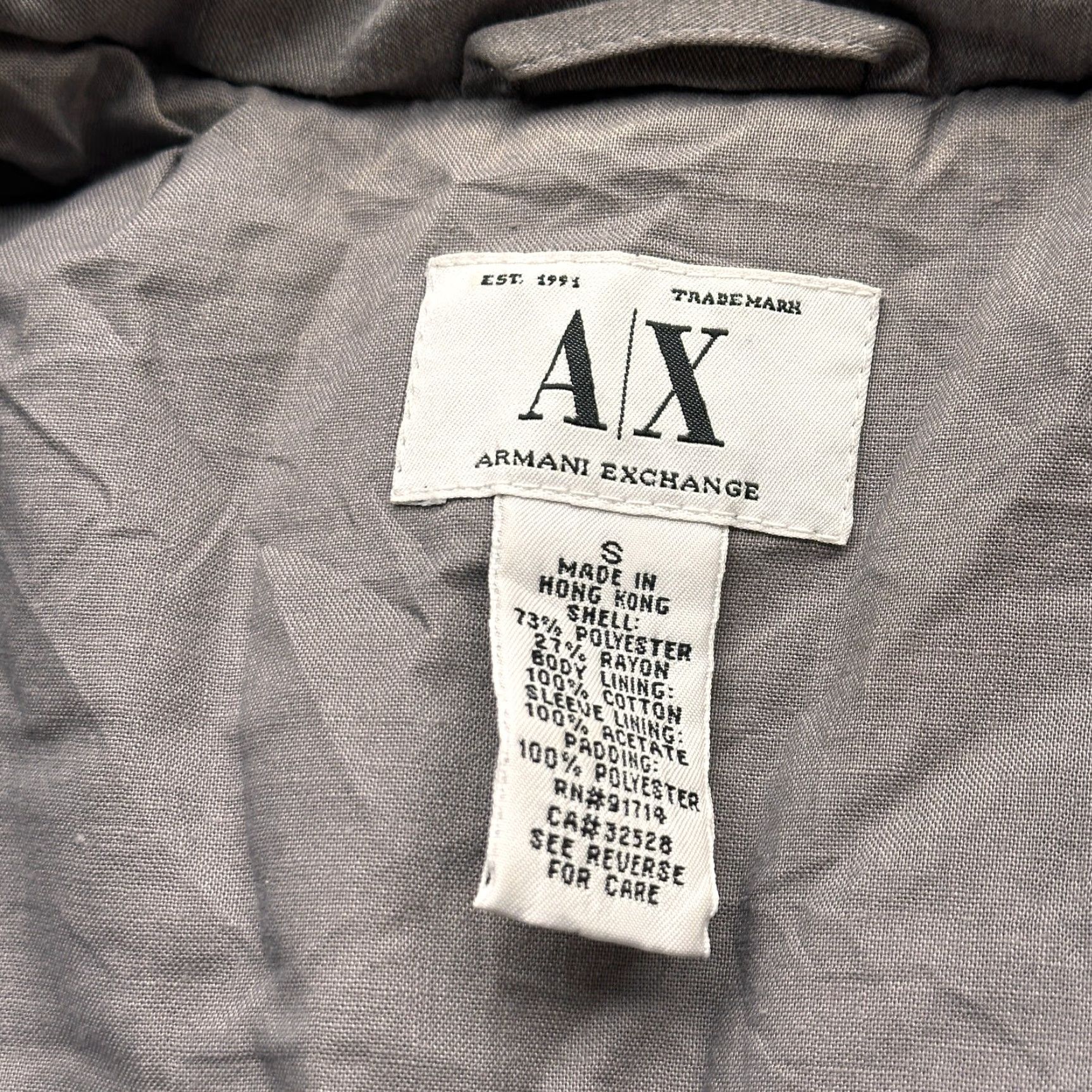Armani Exchange VINTAGE Armani Exchange Jacket Womens Small Gray Puffer Full Zip Size S / US 4 / IT 40 - 3 Thumbnail