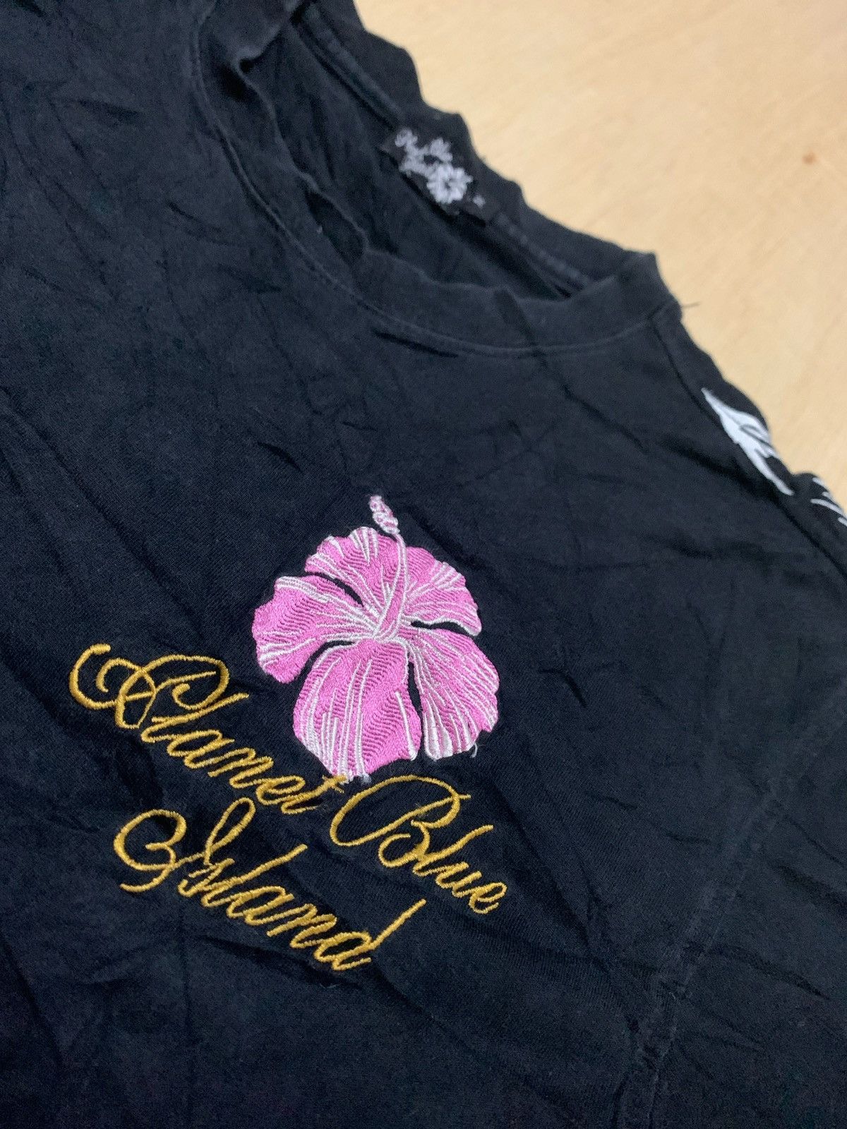 Japanese Brand × Vintage Vintage Y2k Flower Blanet Blue Island Tshirt Size US M / EU 48-50 / 2 - 6 Thumbnail