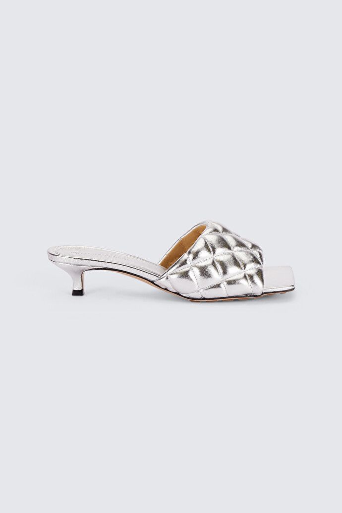Bottega Veneta o1n1vont1124 Padded Sandal Mules in Silver Size US 8 / IT 38 - 1 Thumbnail