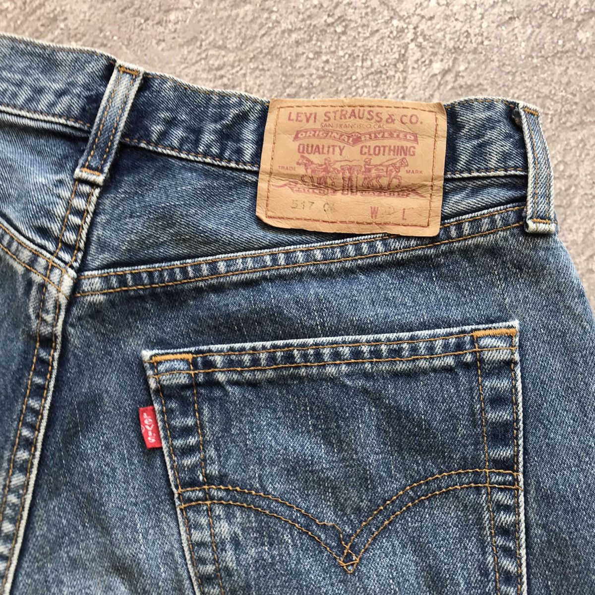 Vintage Vintage 90s Levis Distressed Shorts Sun Faded Grunge Slim 30 Size 30" / US 8 / IT 44 - 6 Thumbnail
