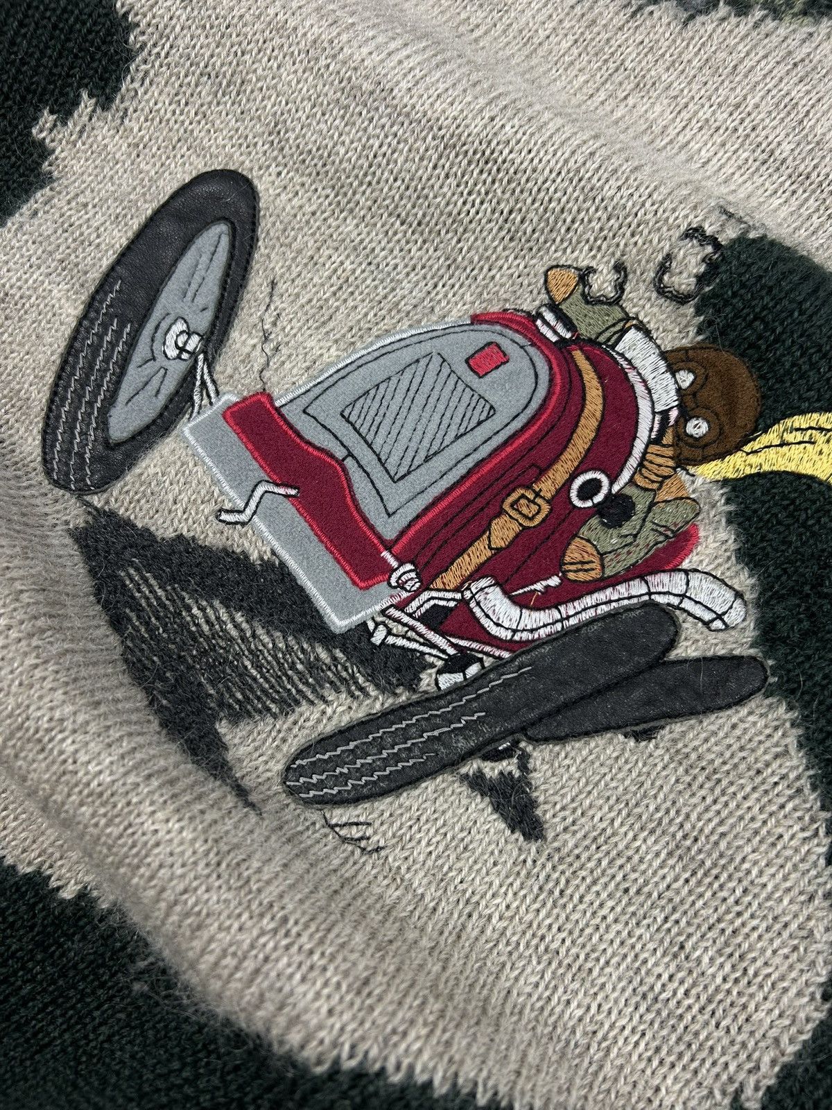 Iceberg rare Iceberg 90s Cartoon Racing Wool Sweater Vintage Italy Size US L / EU 52-54 / 3 - 13 Thumbnail