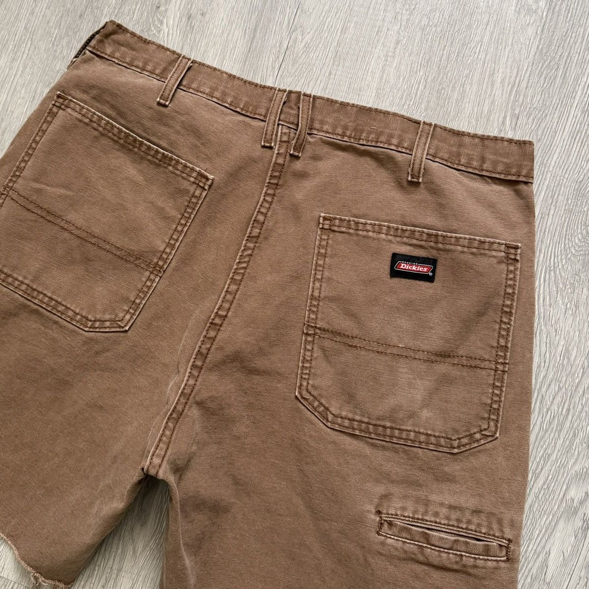 Dickies Vintage Y2K Dickies Brown Carpenter Shorts - Size 36 Size US 36 / EU 52 - 2 Thumbnail