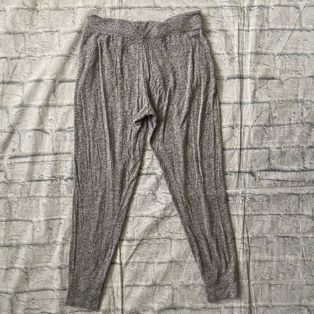 Victoria's Secret Victoria’s Secret Pink women S pajama joggers w/elastic wais Size ONE SIZE - 6 Thumbnail