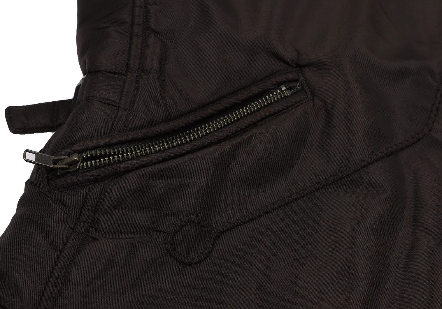 Issey Miyake Padded Blouson in Burdy, Size M Size US M / EU 48-50 / 2 - 10 Thumbnail