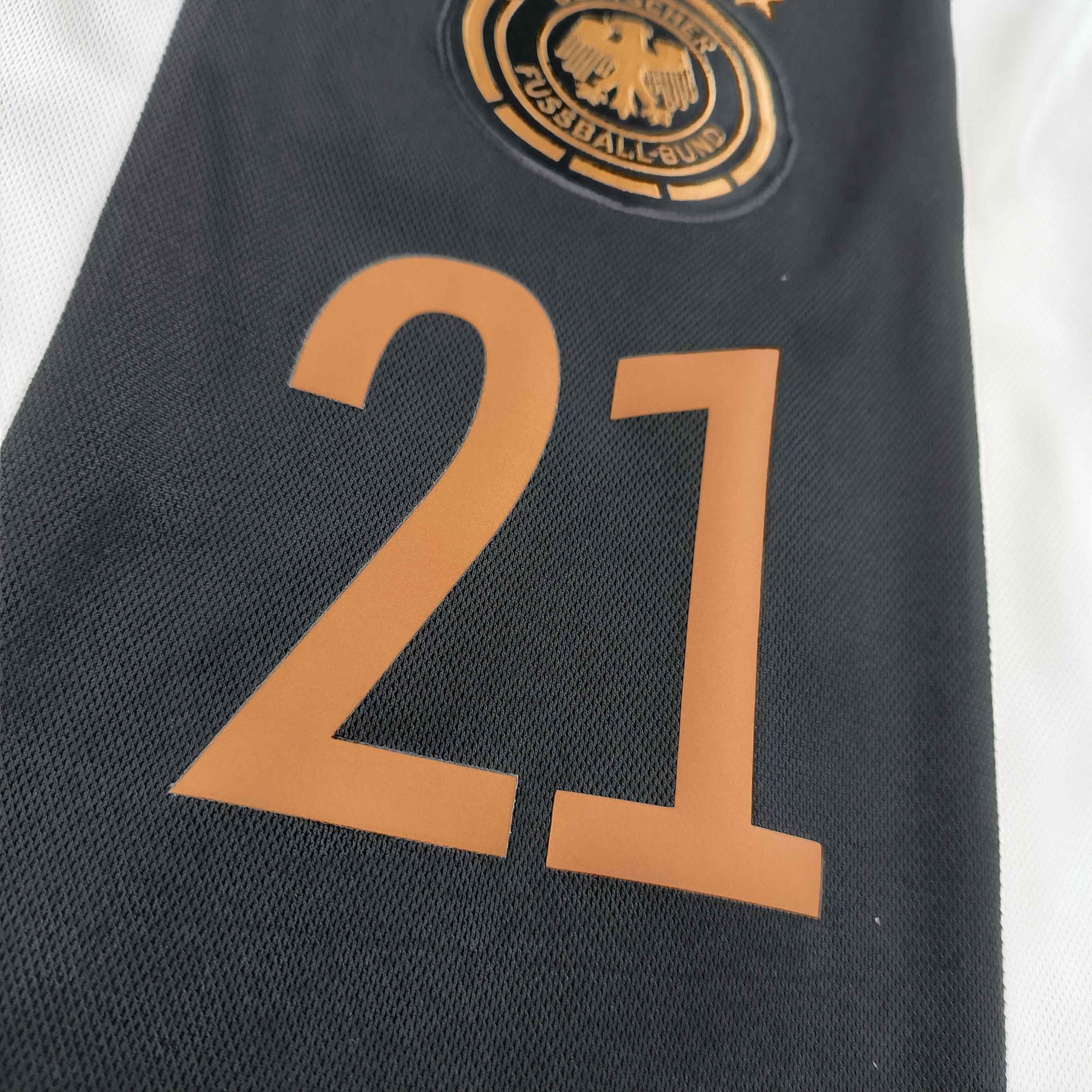 Adidas NEW Germany 22-24 Adidas home Gündogan football jersey sz XL Size US XL / EU 56 / 4 - 7 Thumbnail
