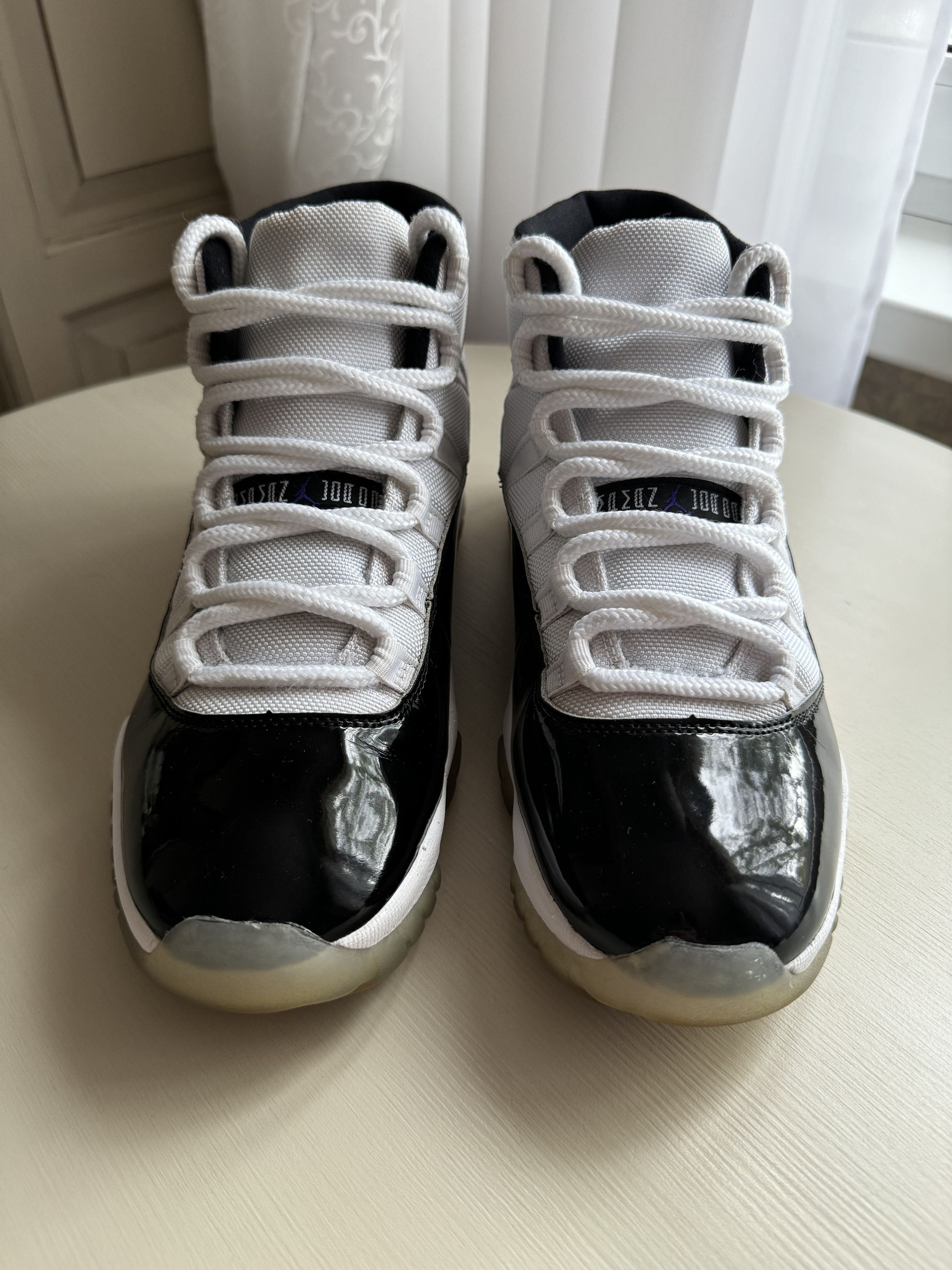 Jordan Brand Nike Air Jordan 11 Retro Concord Size US 9.5 / EU 42-43 - 5 Thumbnail