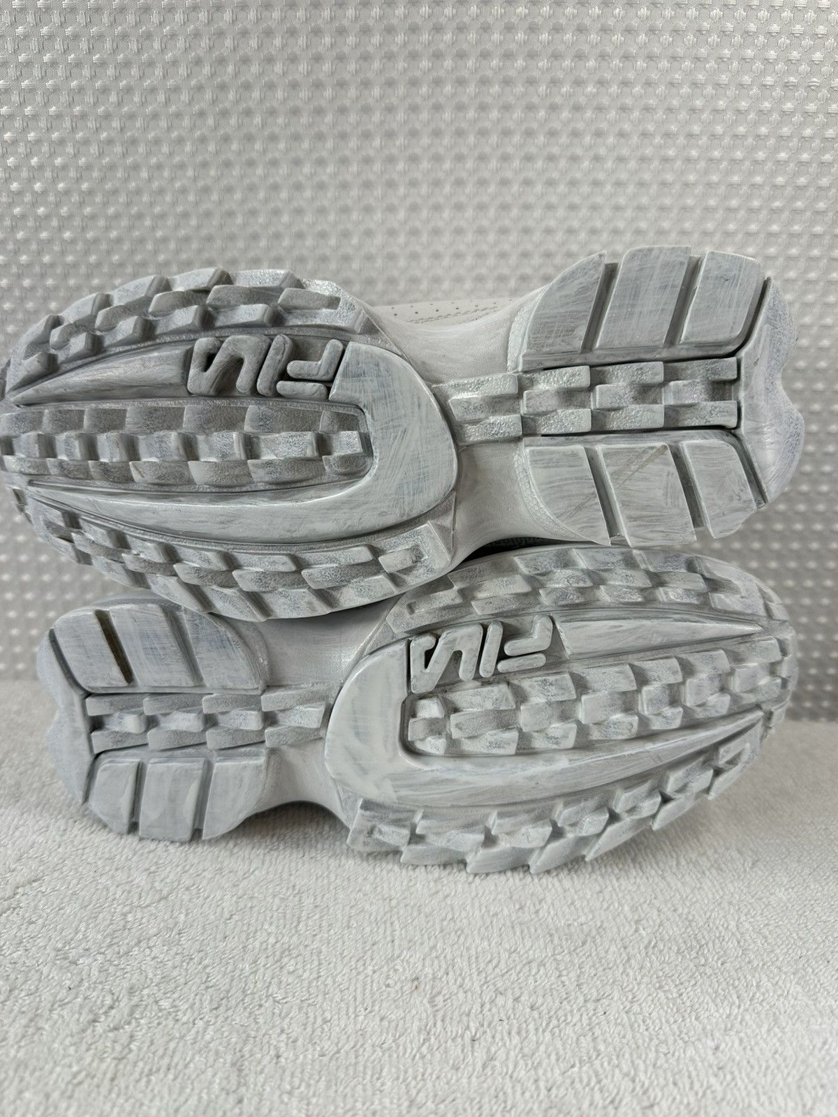 Fila Fila Disruptor 2 "Rugrats" White Shoes Size 5.5 Size US 5.5 / IT 35.5 - 8 Thumbnail