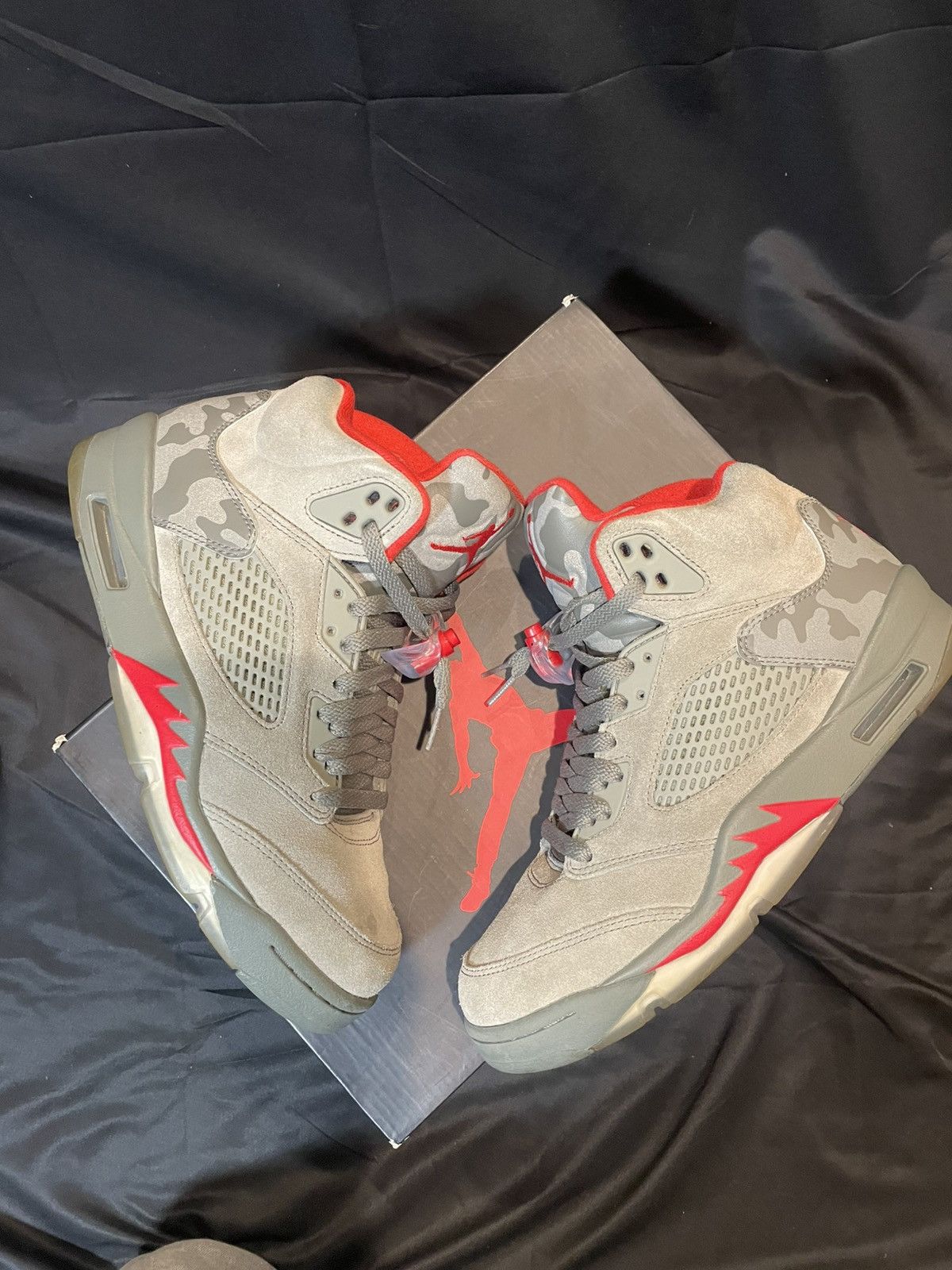 Jordan Brand × Nike Jordan 5 P51 Camo Size US 9 / EU 42 - 2 Thumbnail