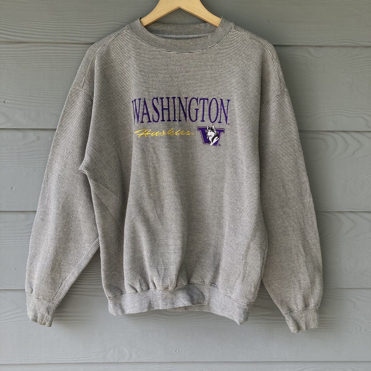 Vintage Vintage 90s Washington Huskies University Grey Sweatshirt Size US L / EU 52-54 / 3 - 1 Thumbnail