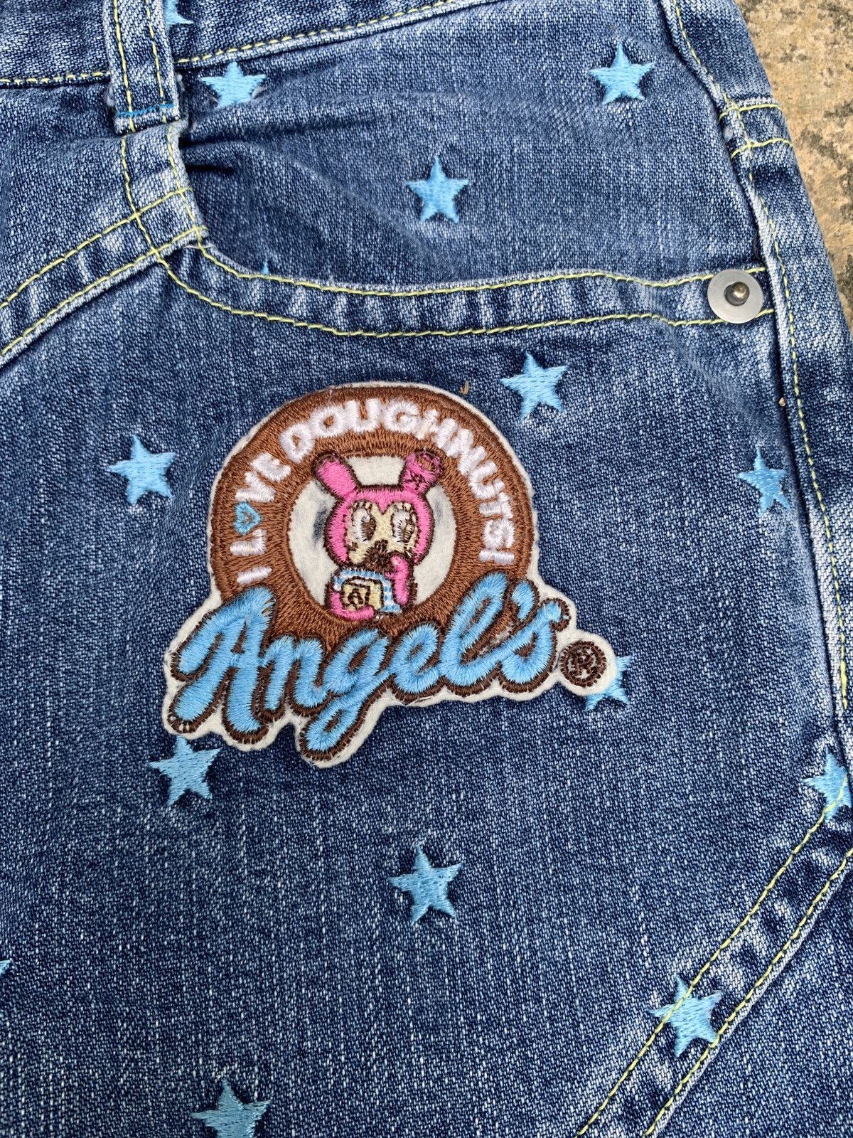 Angel Blue × Japanese Brand 2000s Angel Blue Japan Starts Dot Spell Out Embroidery Jeans Size 26" / US 2 / IT 38 - 6 Thumbnail