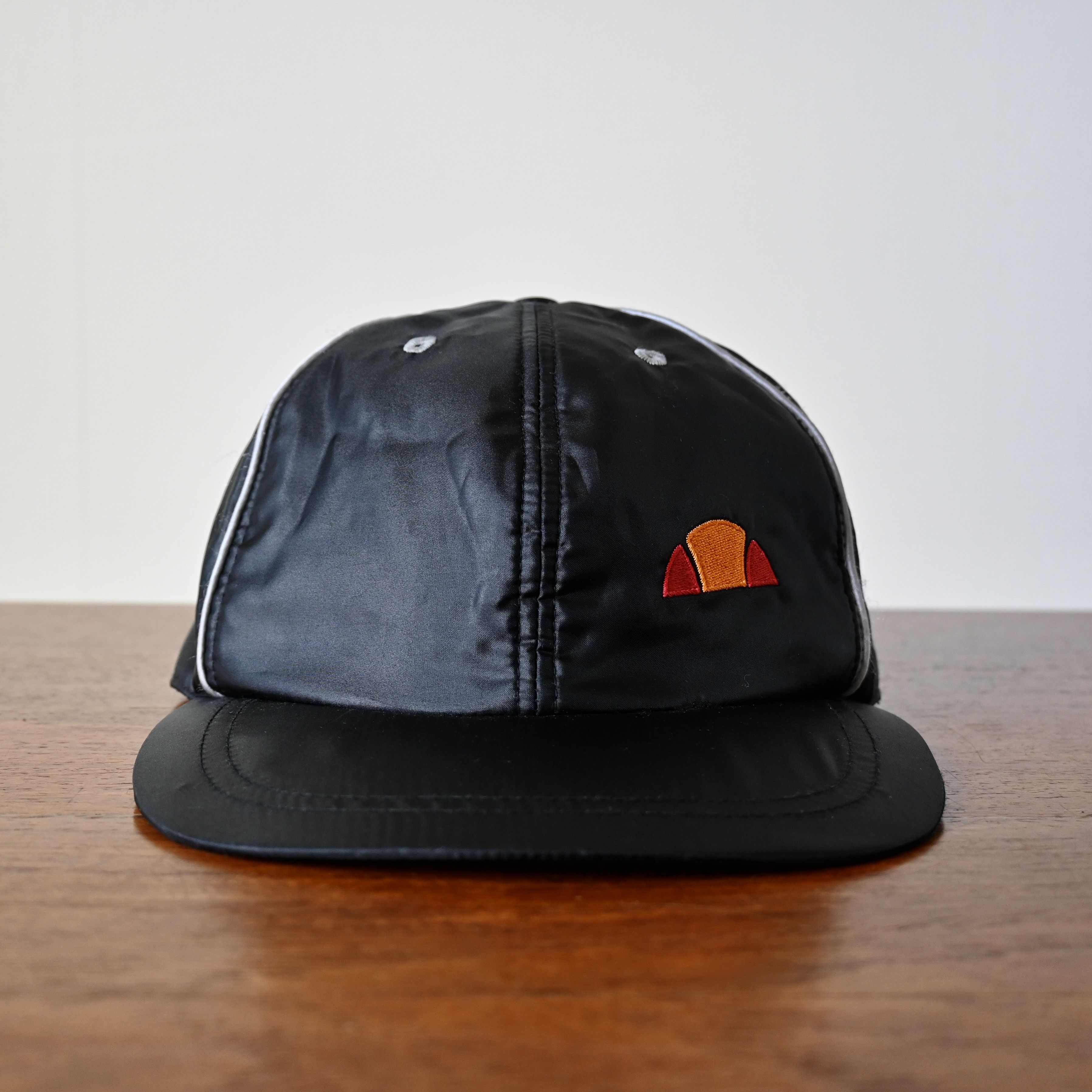 Ellesse VTG 1990s Ellesse logo embroidered 6-panel hat made in Japan Size ONE SIZE - 2 Thumbnail