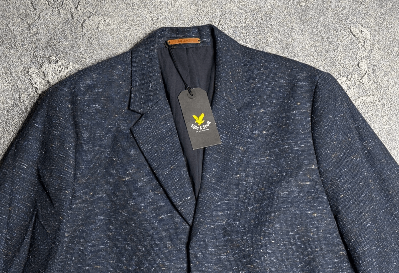 Lyle & Scott Lyle & Scott men's light coat size 40 Size US L / EU 52-54 / 3 - 3 Thumbnail
