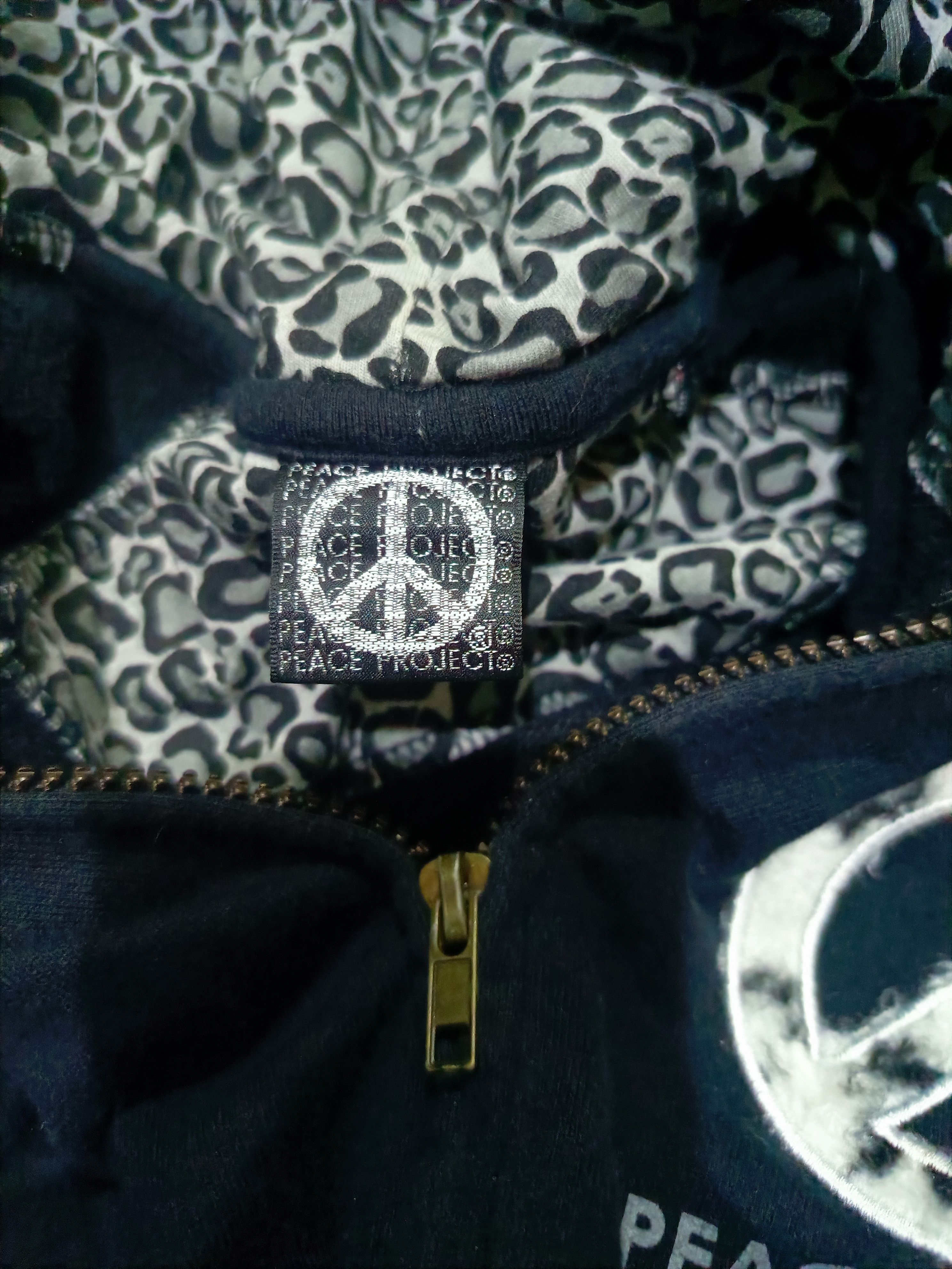 Le Grande Bleu (L.G.B.) black fur hoodie with leopard stripes Lgb Type Size US M / EU 48-50 / 2 - 10 Thumbnail