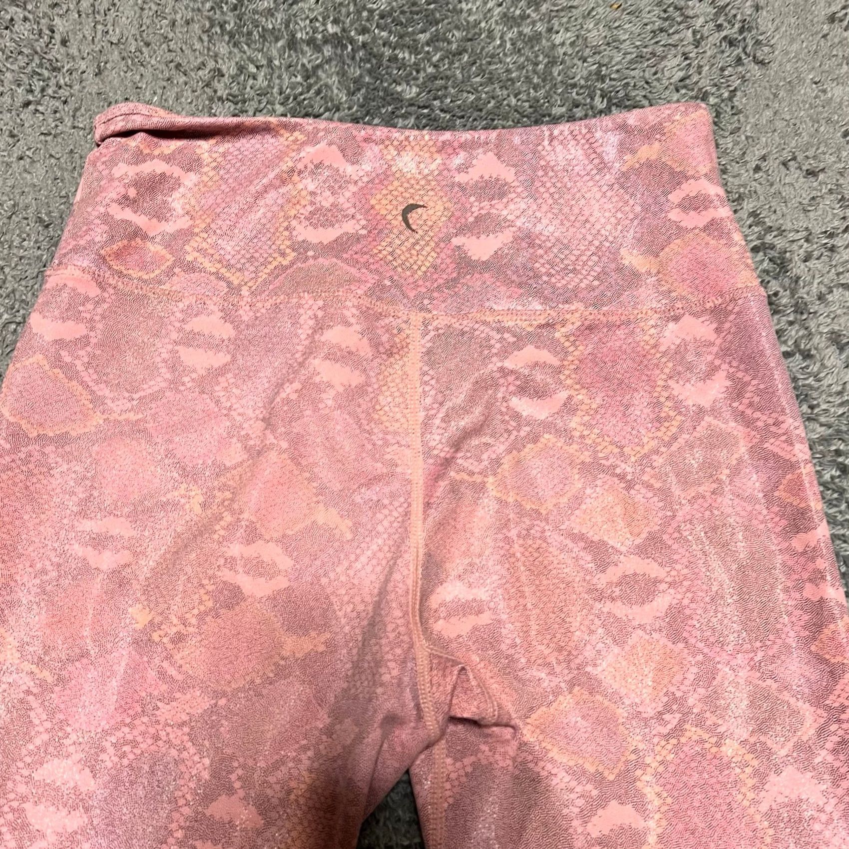Pinko Zyia Active Leggings Womens 6-8 Pink Snake Print Ankle Pants Size 28" / US 6 / IT 42 - 4 Thumbnail