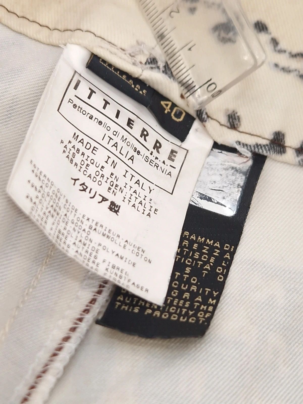 Roberto Cavalli Vintage Roberto Cavalli Newspaper Print Flare Trousers Size 26" / US 2 / IT 38 - 12 Thumbnail